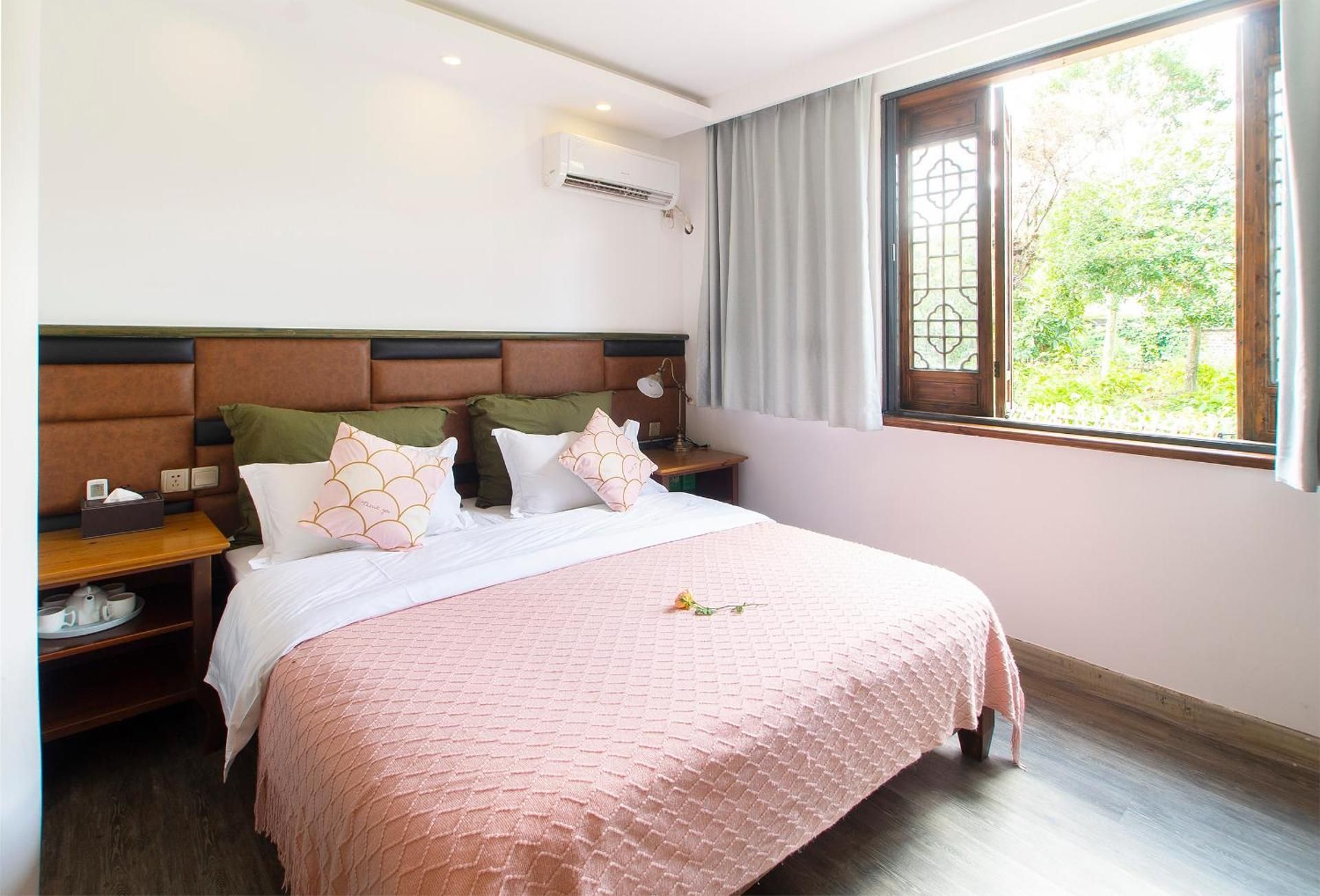 Dujuan Double Room