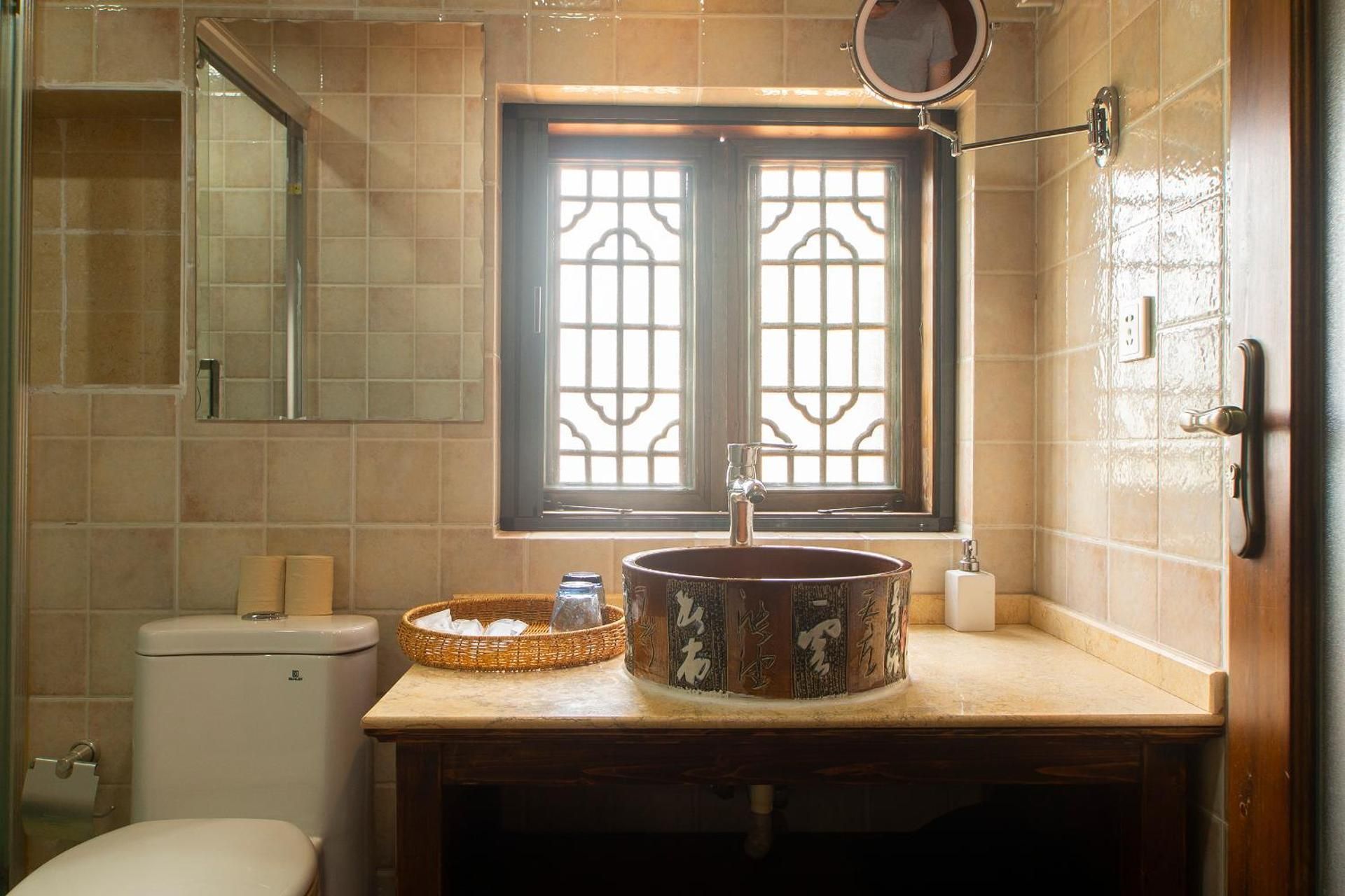 Yuanwei Two-Bedroom Suite