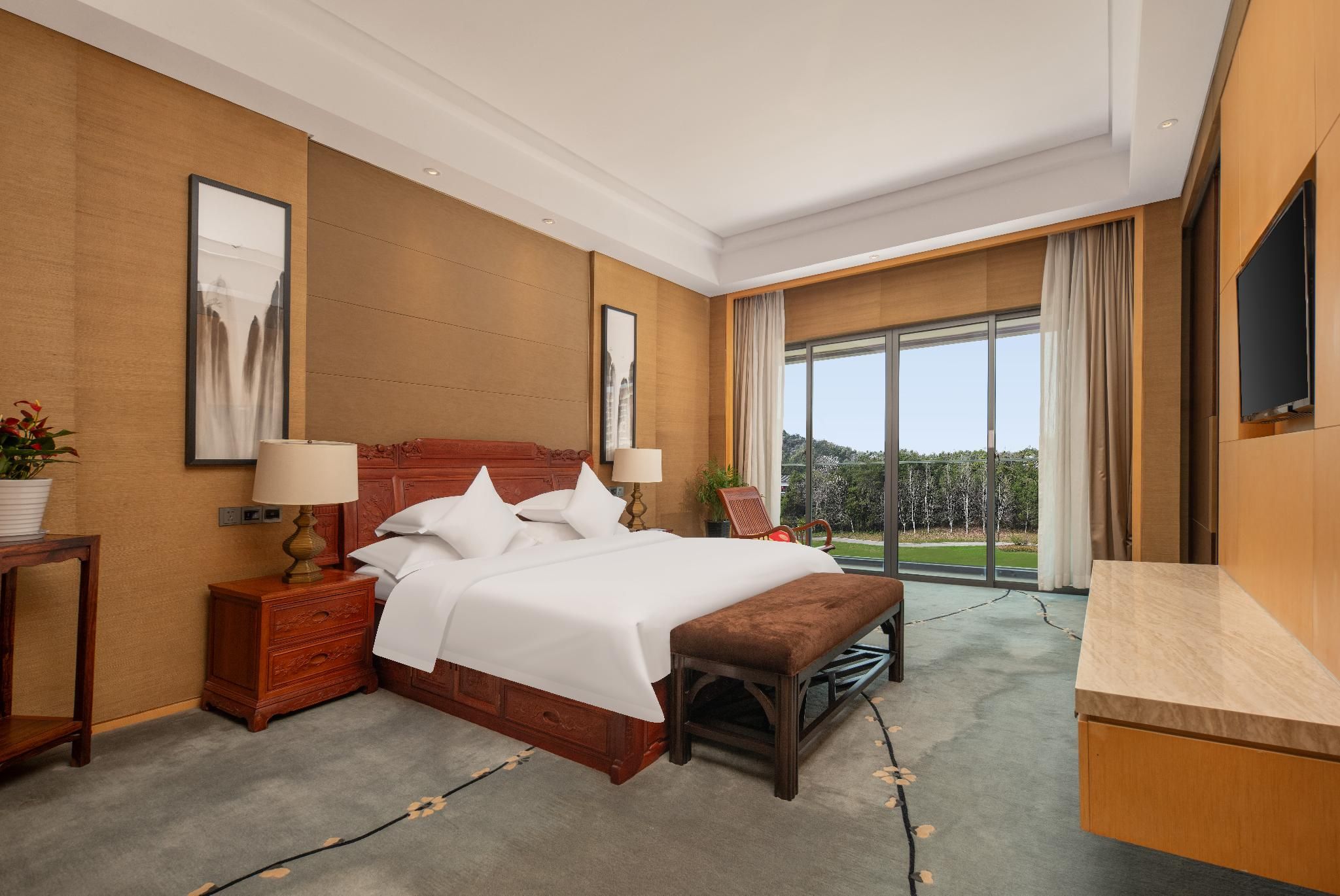 Privilege Suite with Balcony