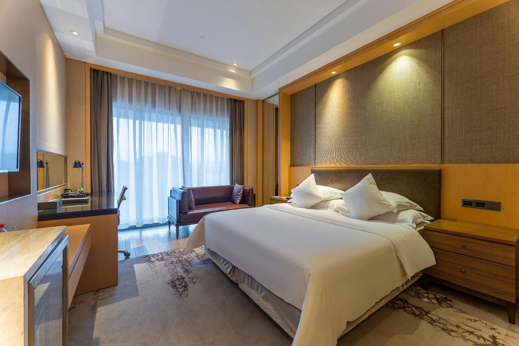 Double Room with Lake View