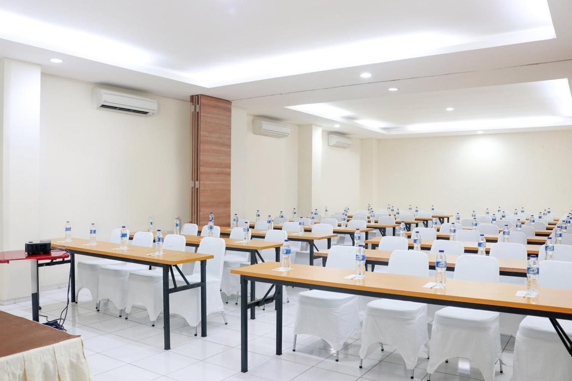 meeting room / ballrooms
