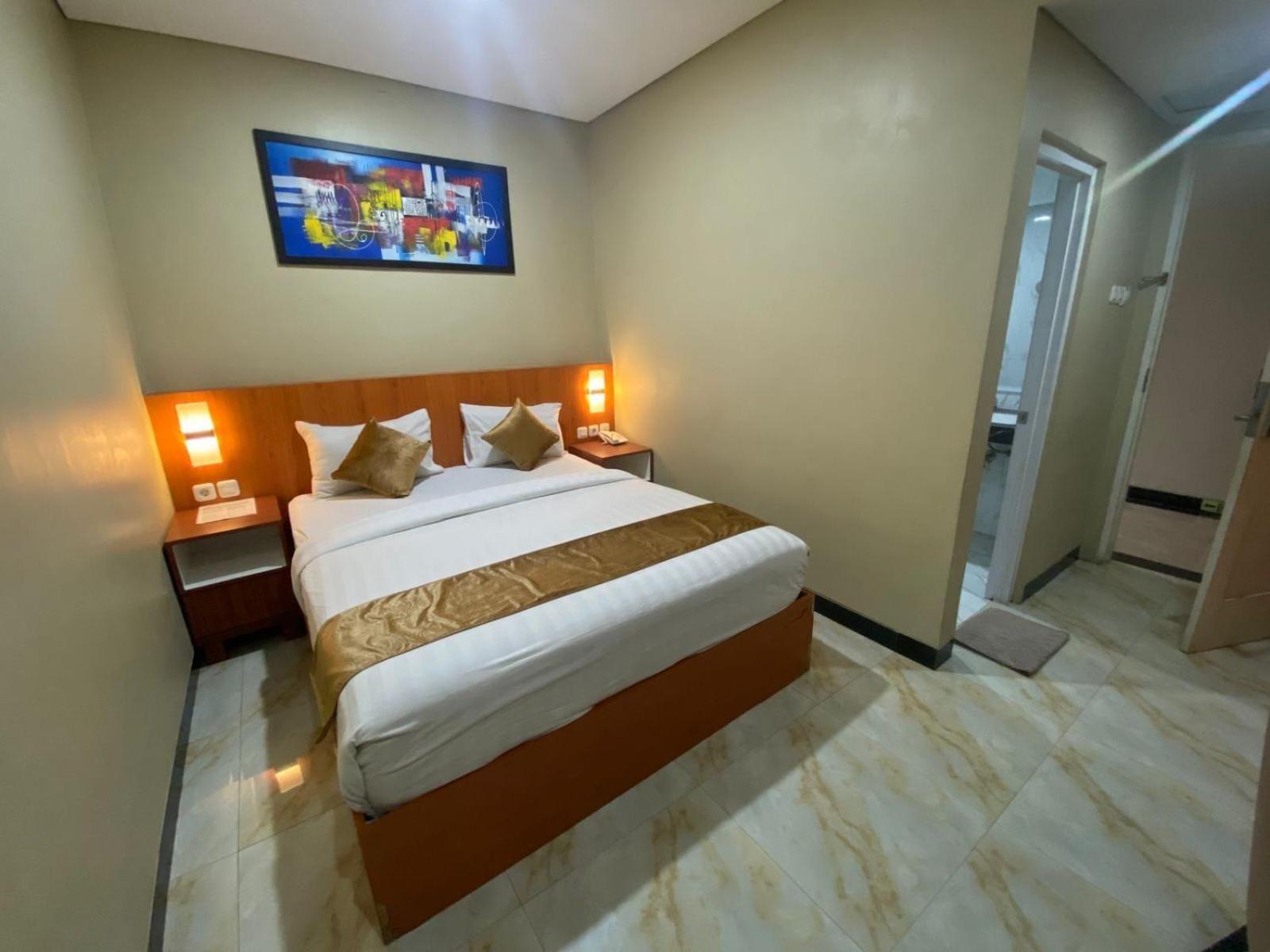 GRAND AVIRA HOTEL AMBON Superior Double Room 3
