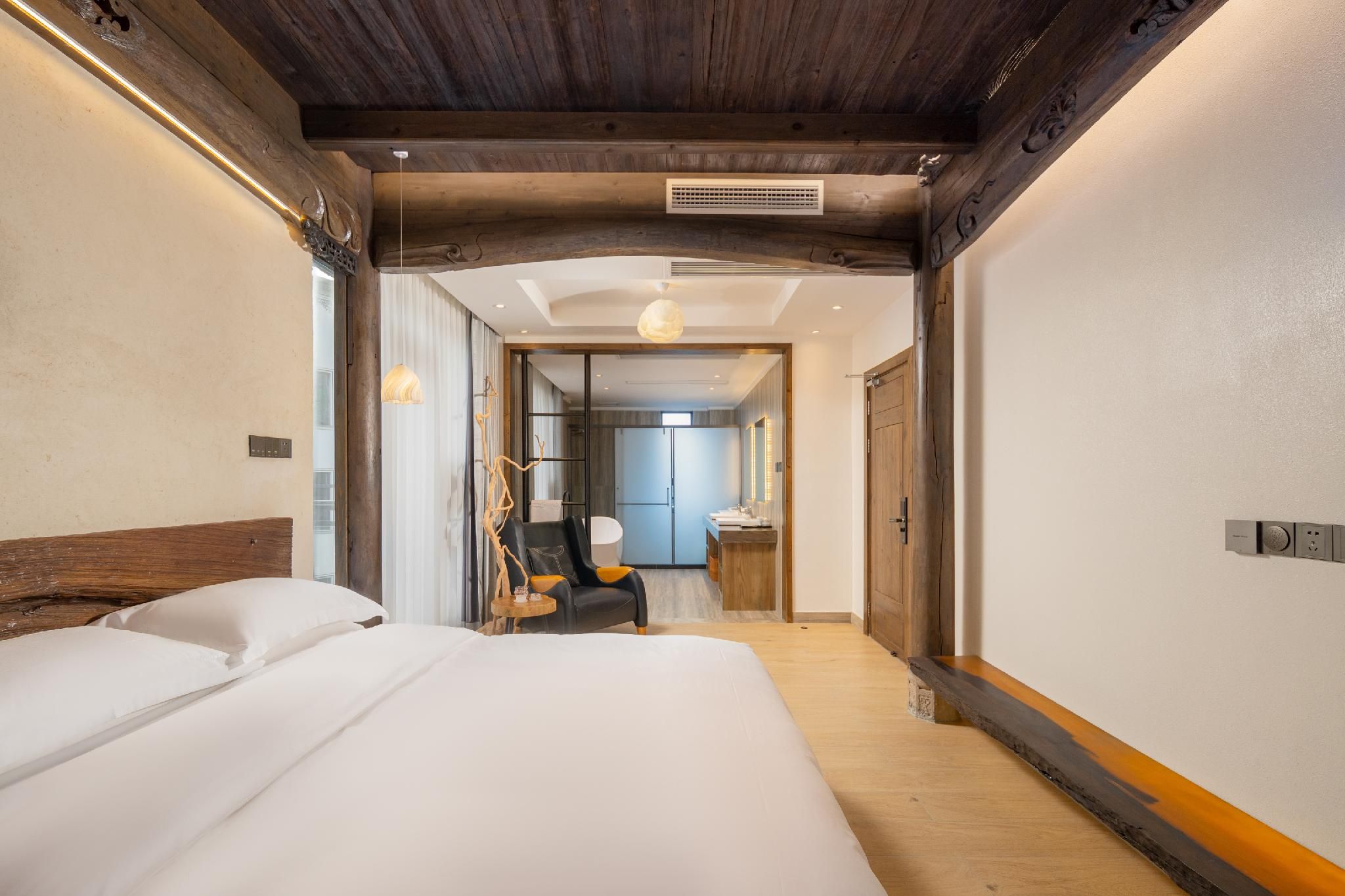 GTI - 1 Bed Guest Room, 1.5M Bed