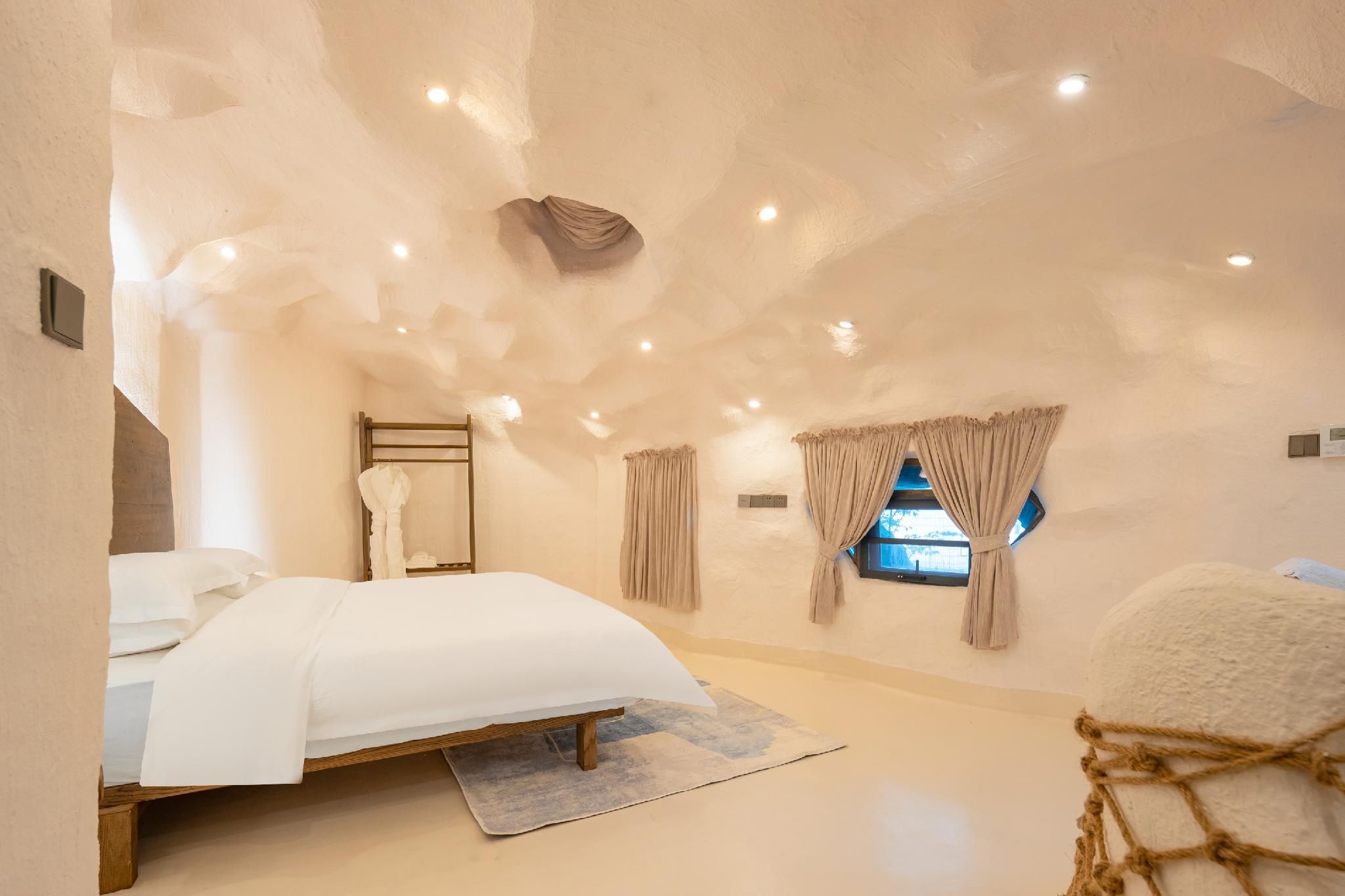 Family Villa Garden Room