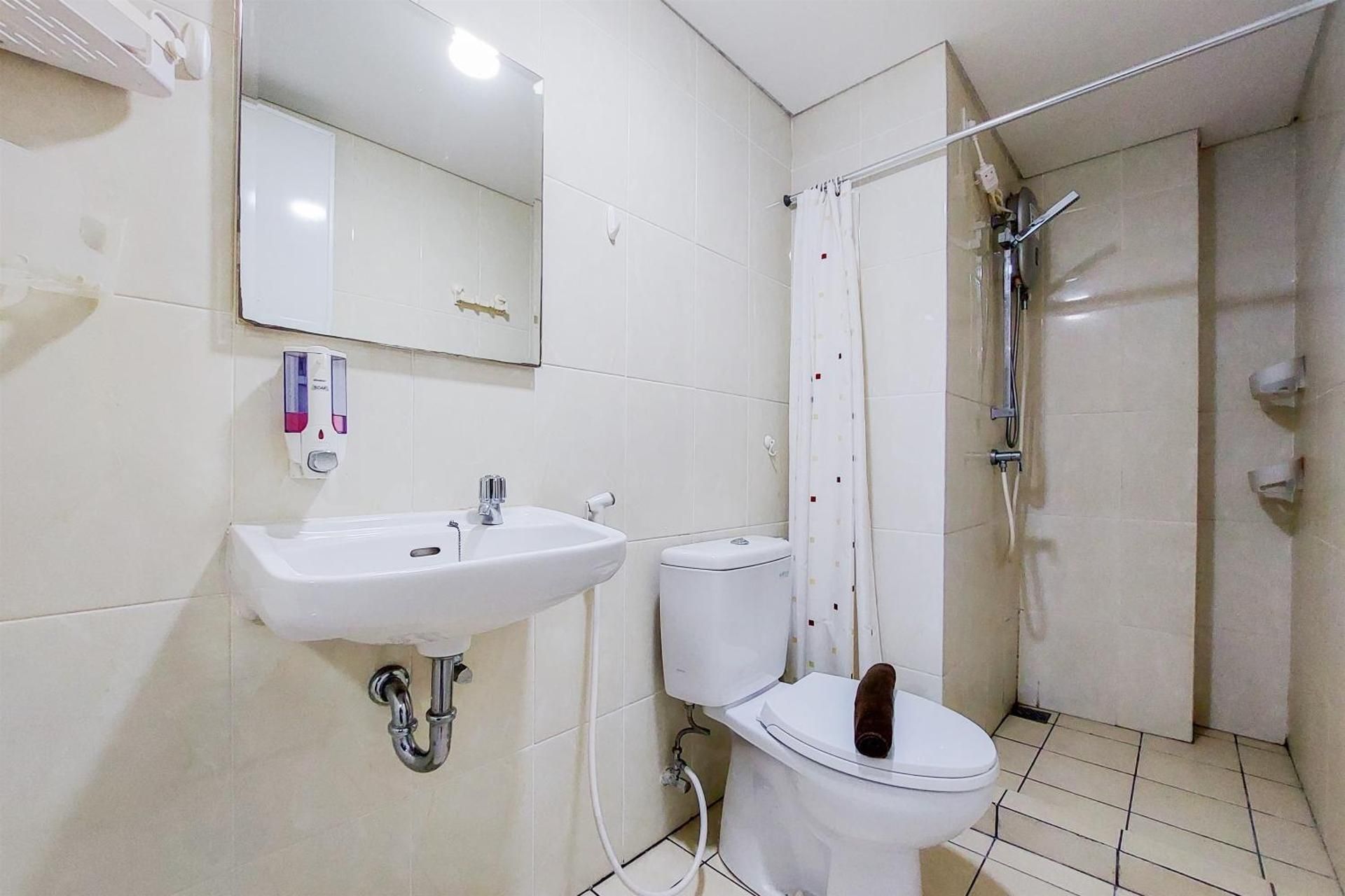 Great Choice Studio Apartment MTown Residence near Summarecon Mall By Travelio Two-Bedroom Apartment