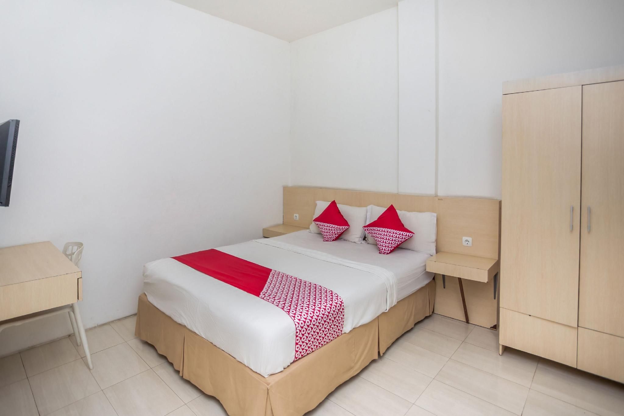 Dancenter Lapan Lapan Deluxe Double