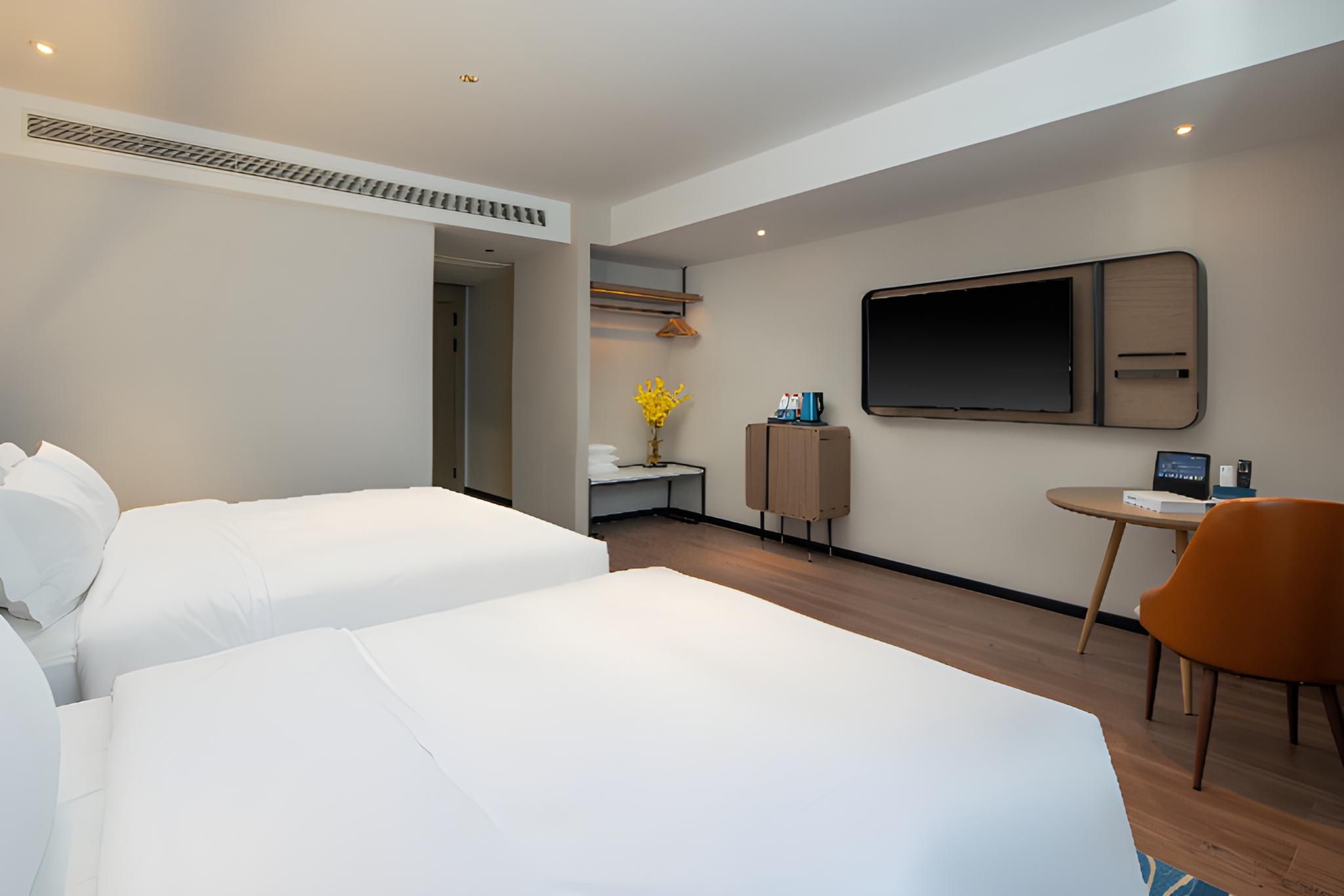 Dossen - Deluxe Family Room