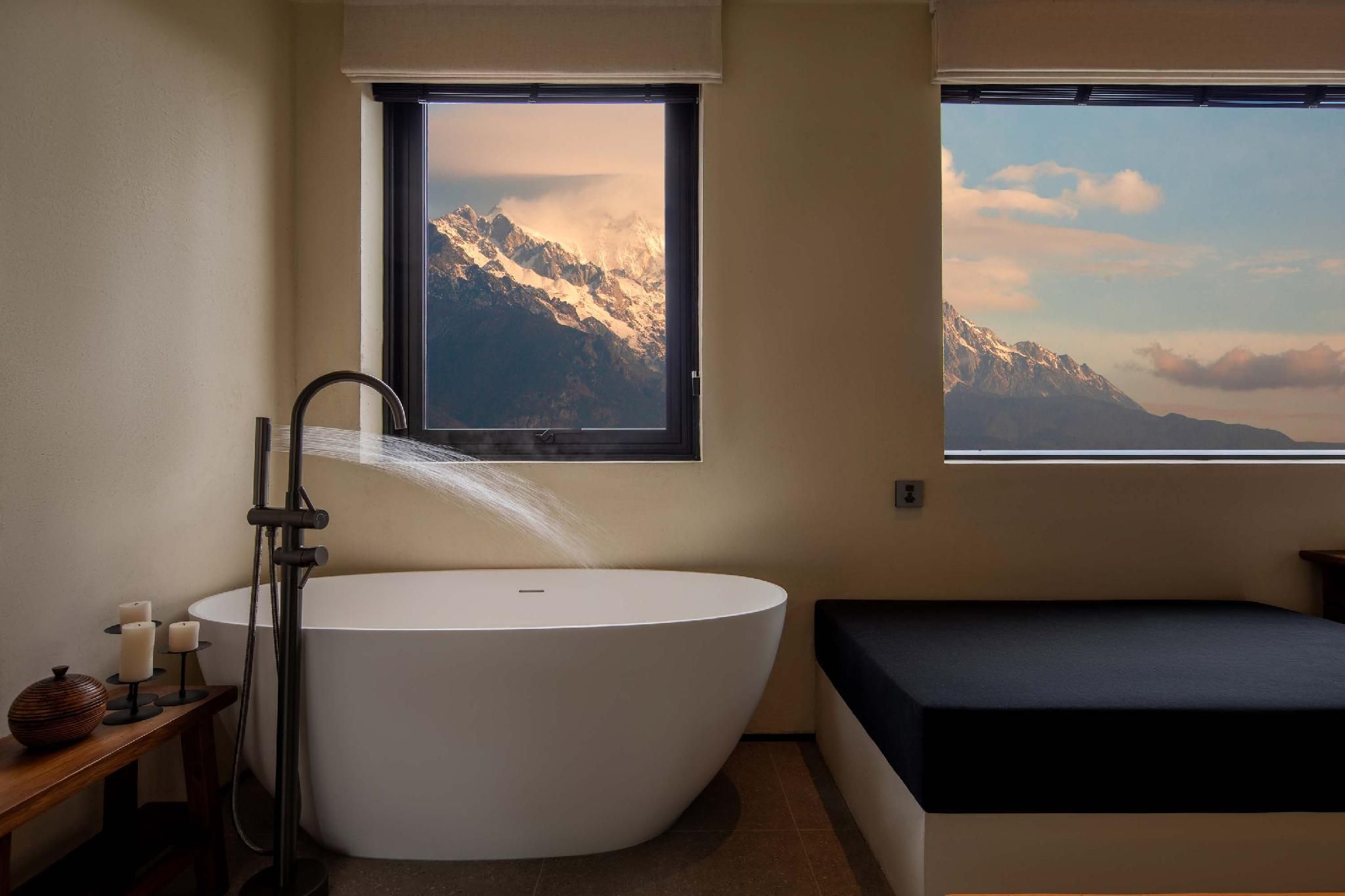 Queen Room with View