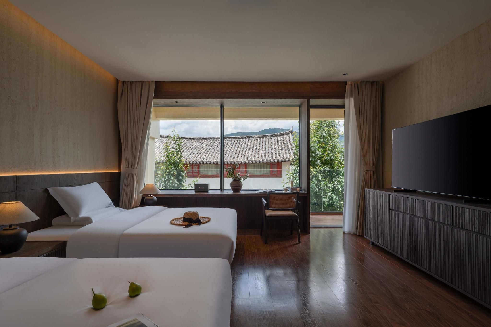 Deluxe Plus Twin with Garden View