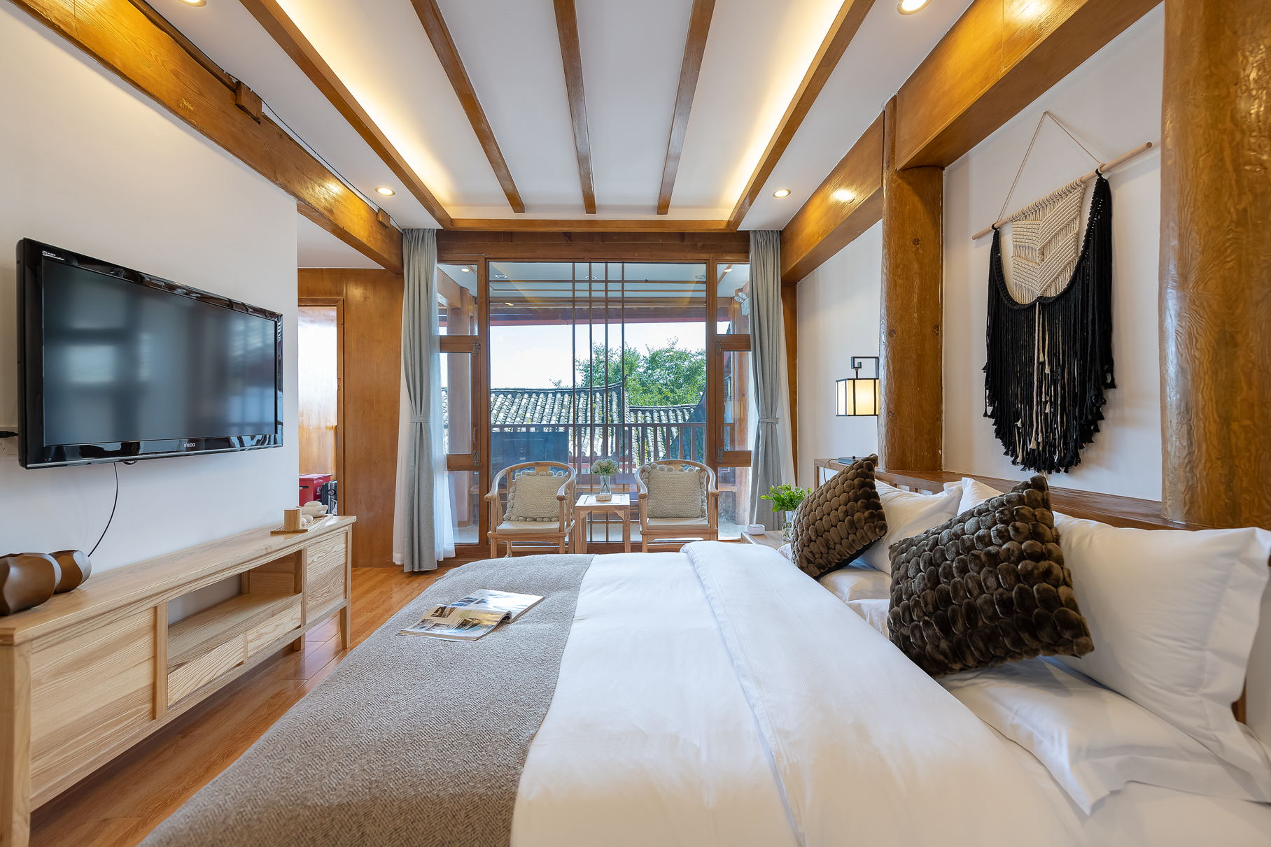 Boutique Queen Room