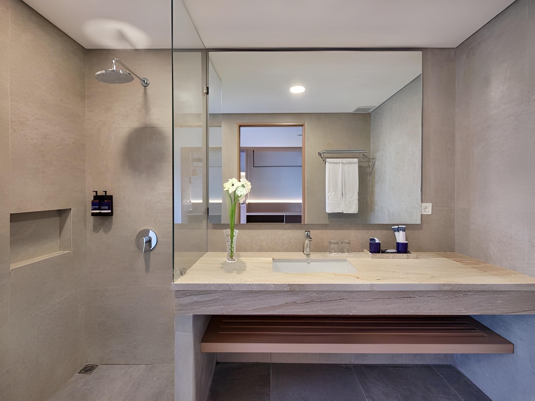 Aston Palu Hotel & Conference Center Deluxe Double or Twin Room 2