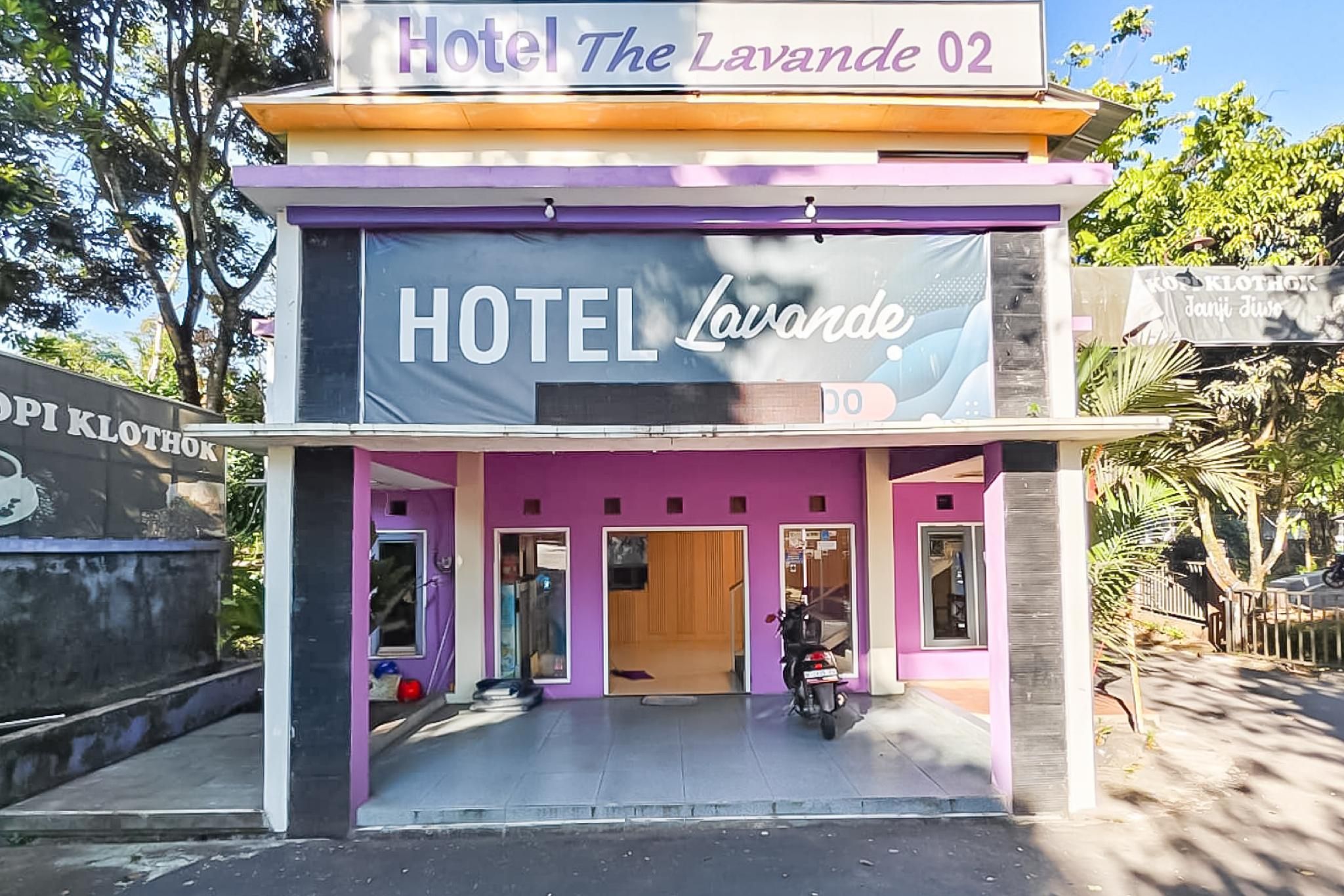 RedDoorz near Terminal Bus Tingkir Salatiga