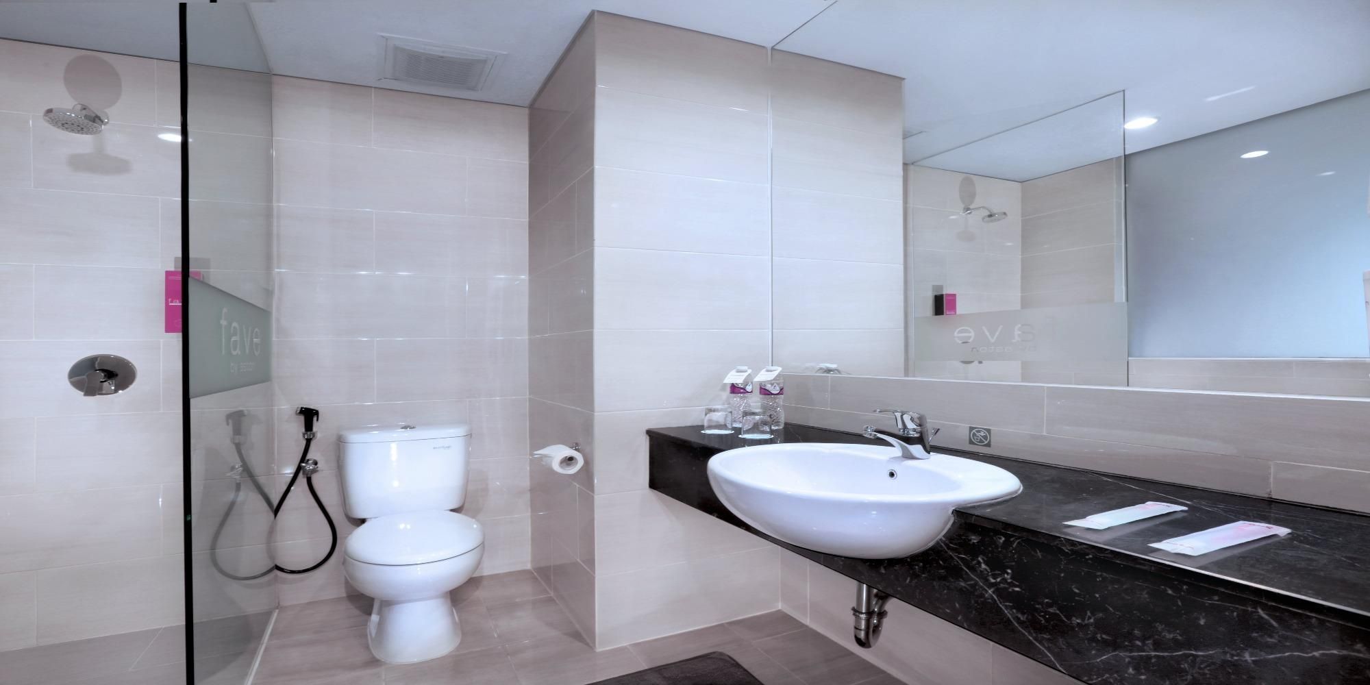 Favehotel Jababeka Cikarang Standard 3