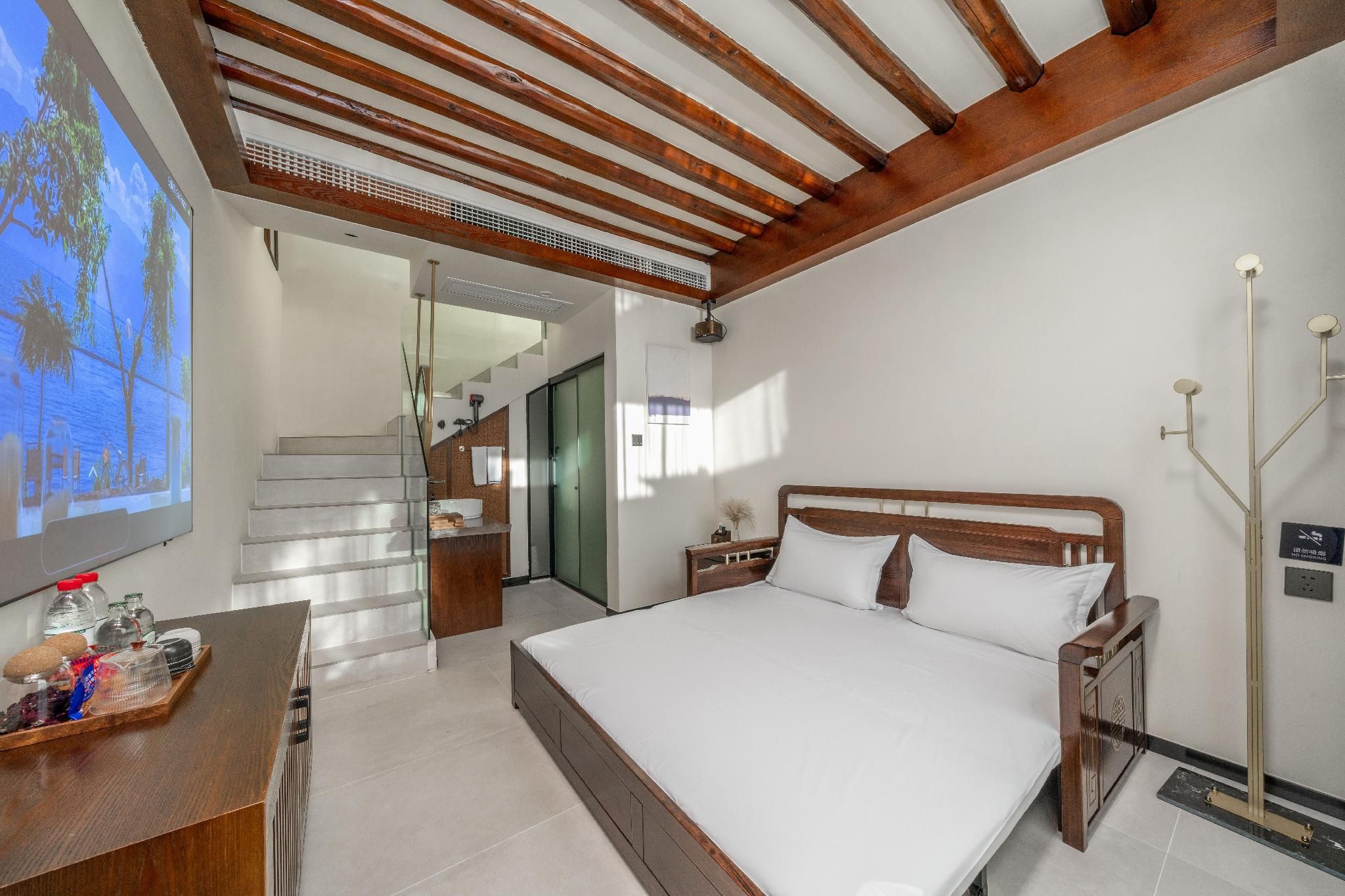 Sea View Suites
