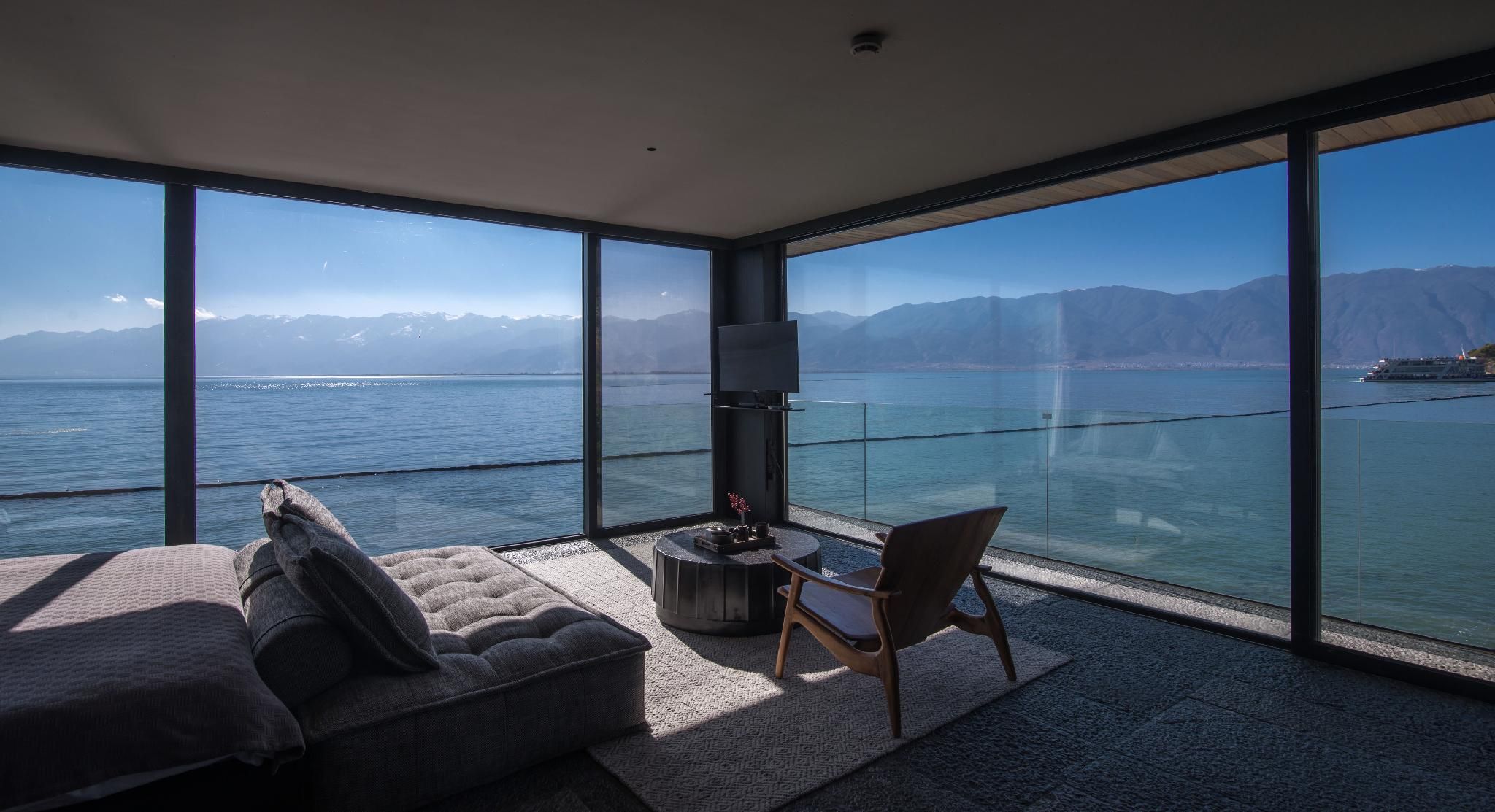 Double Deluxe Frontal Sea View