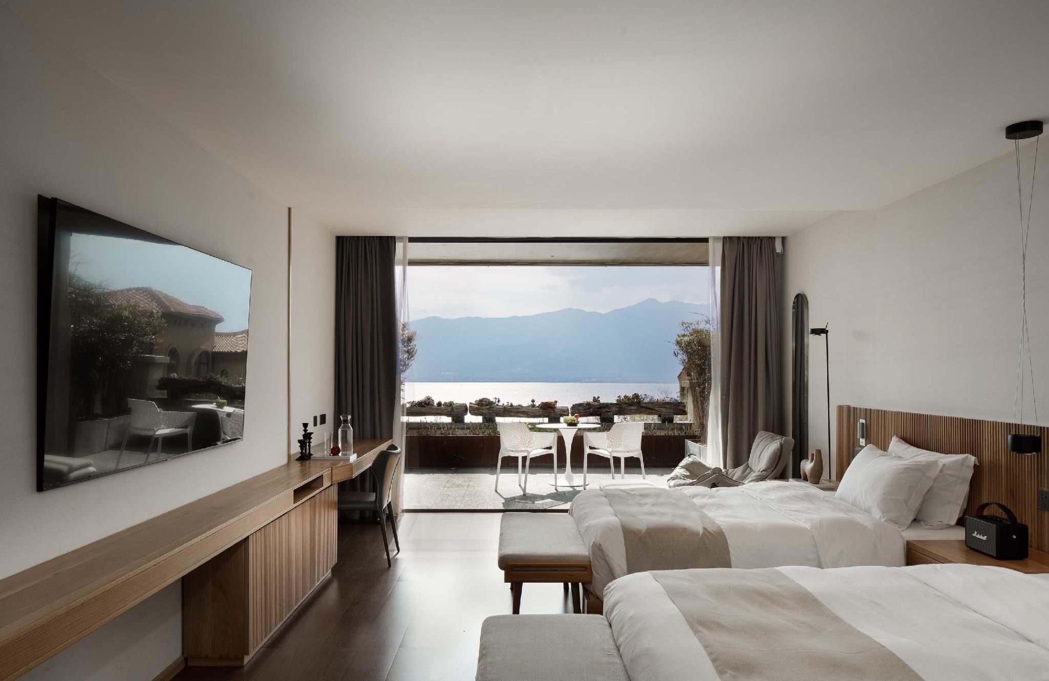 Terrace View Double Queen Room