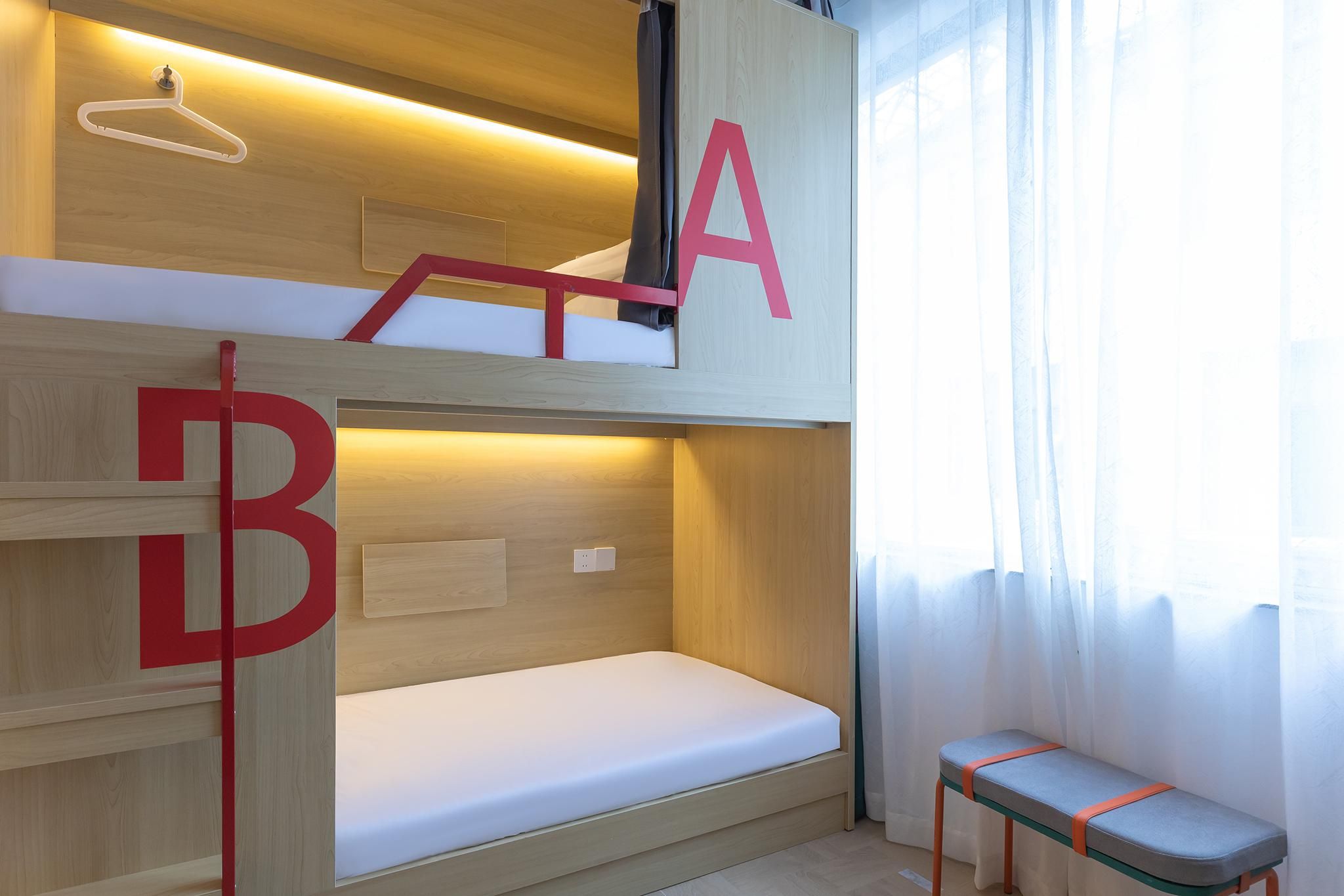 1 Person in 6-Bed Dormitory with En-Suite - Female Only