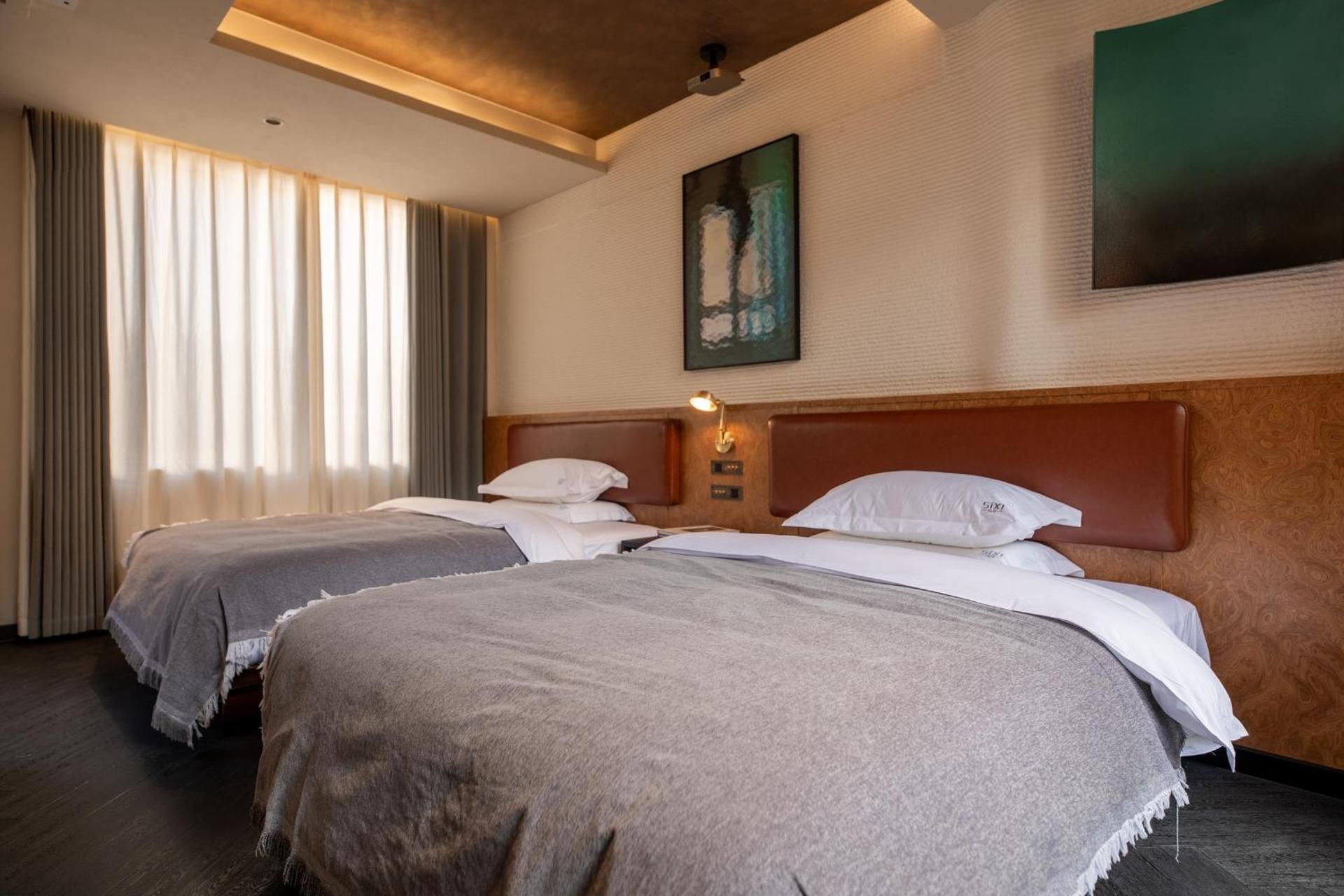 Deluxe Double or Twin Room with Garden View