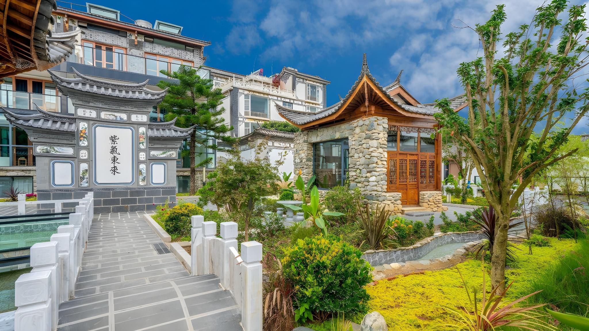 Floral Luxury Hotel Dali Erhai Lake Ecological Corridor Jing Homestay