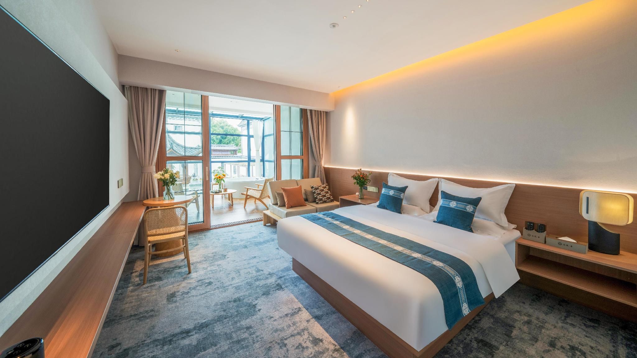 Double Room with Balcony and View