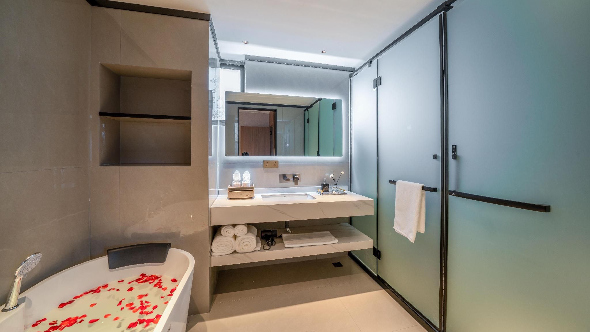 Floral Luxury Hotel Dali Erhai Lake Ecological Corridor Jing Homestay Premier Plus Twin 2