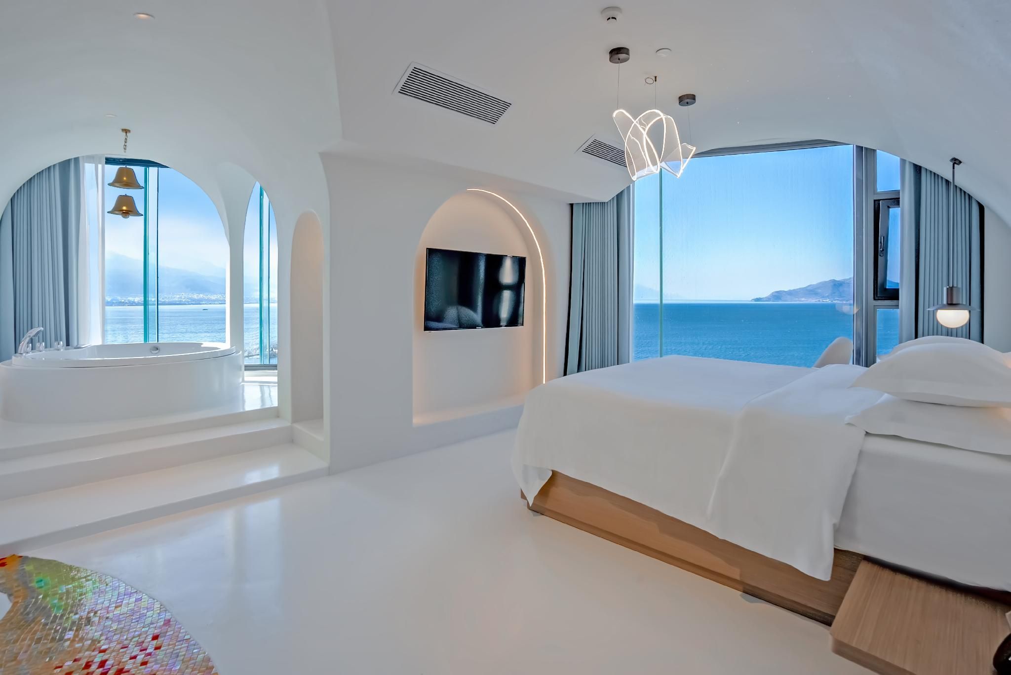Premier Sea View