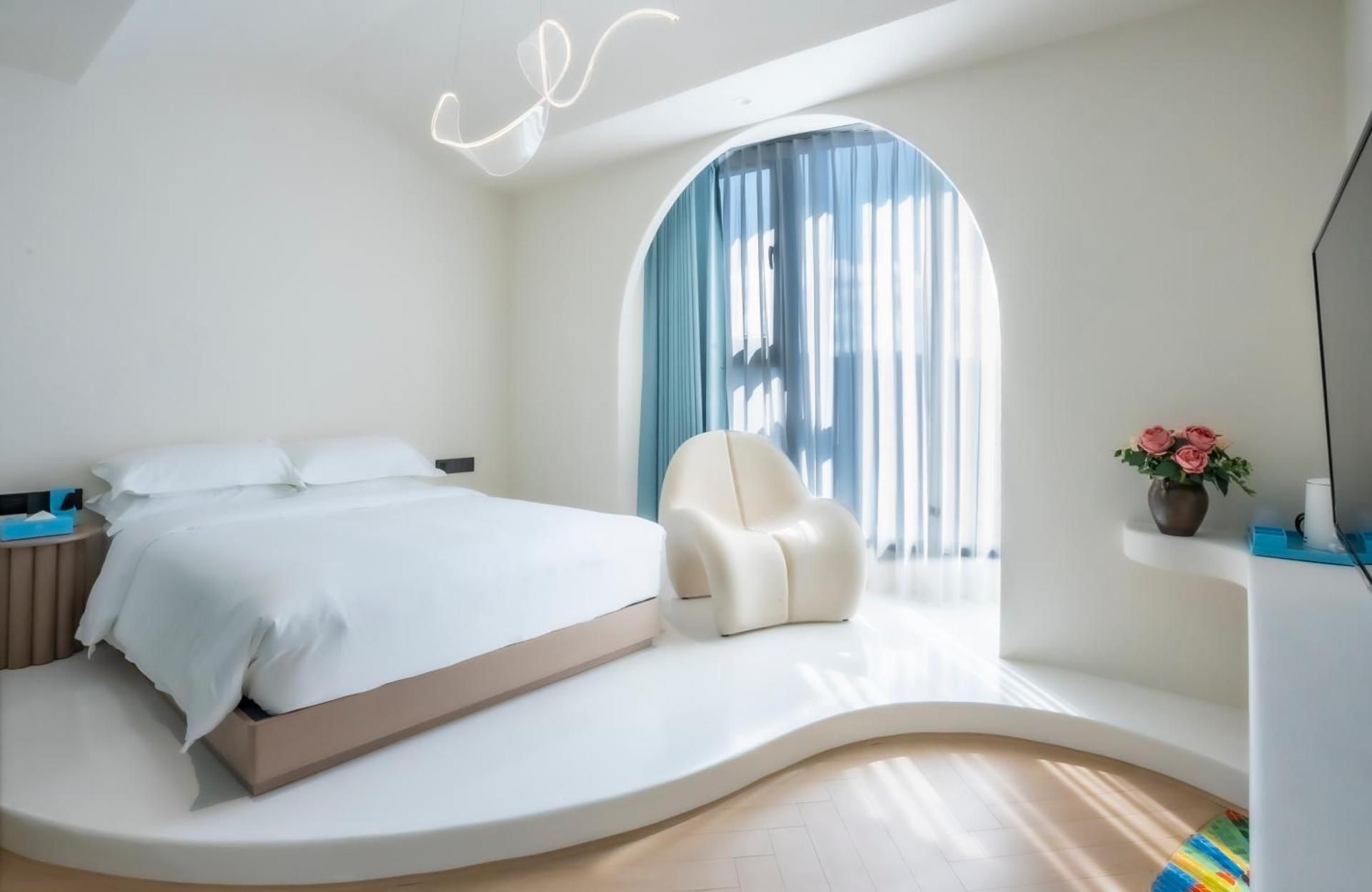 Junior Suite with Garden View