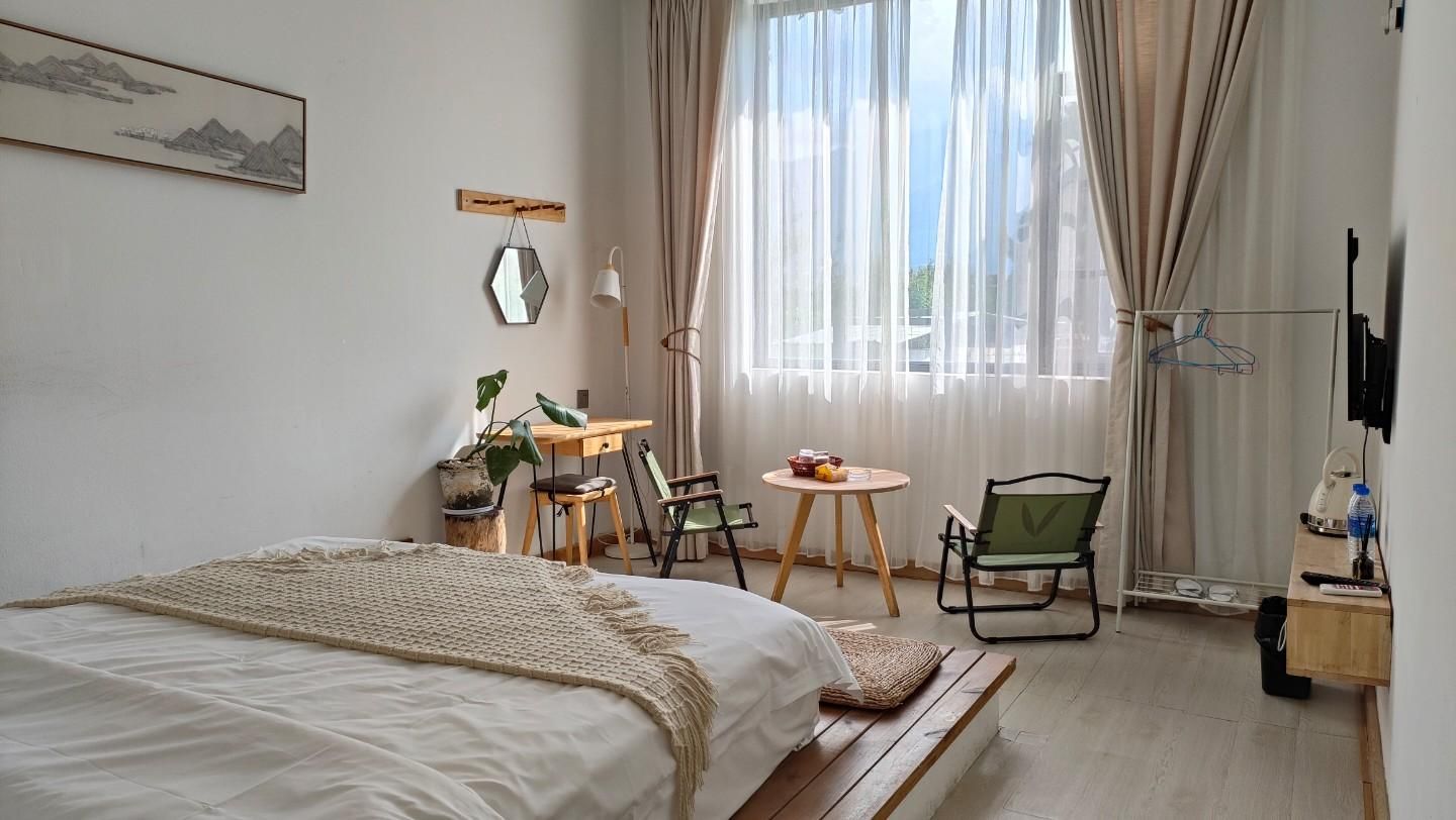 Double Room with Mountain View