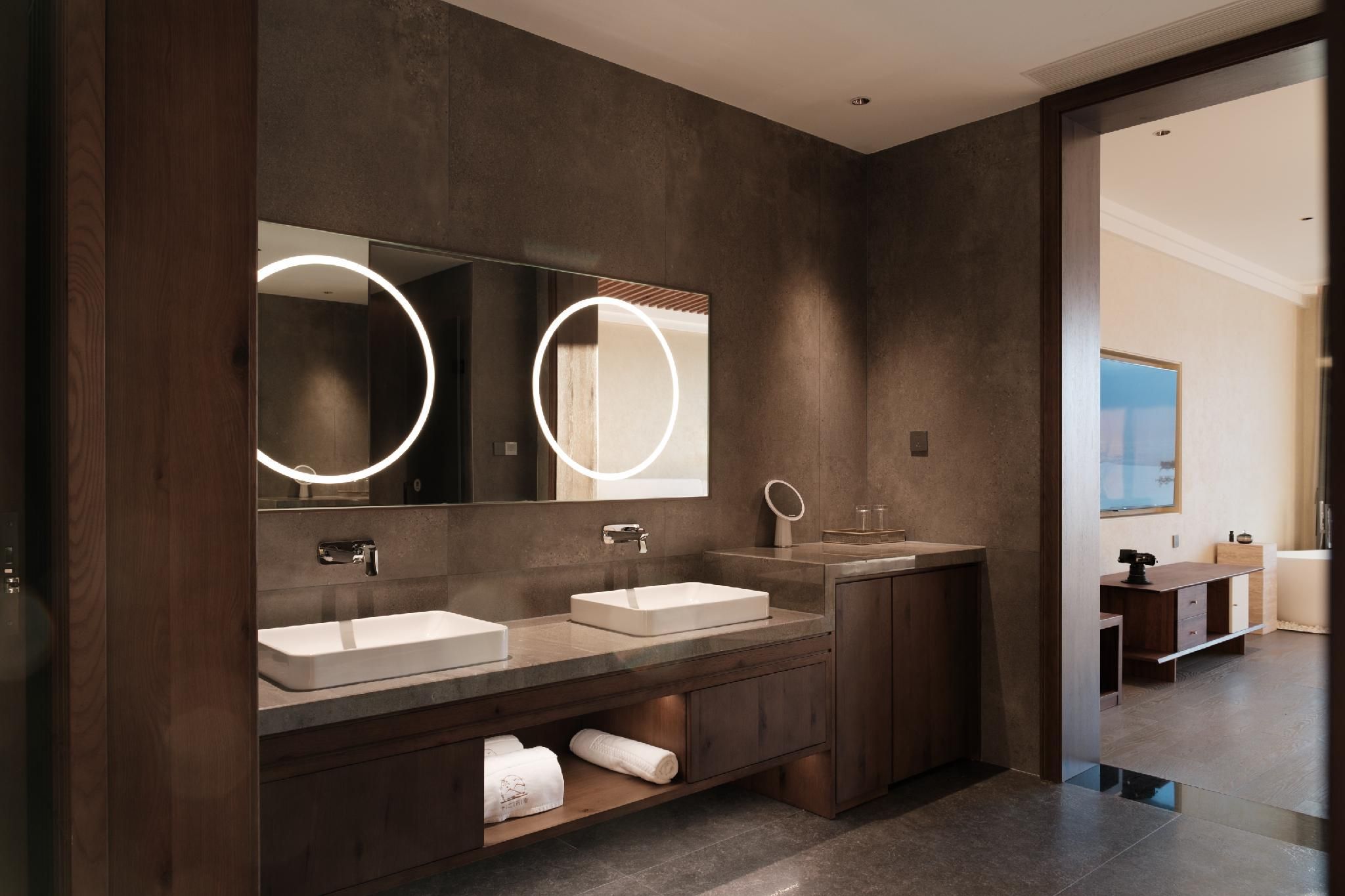 Dali Puyu VILLA Cliff Seaview Hotel (Dali Airport Dali North Station) Presidential Suite, Executive lounge access, 1 King 3