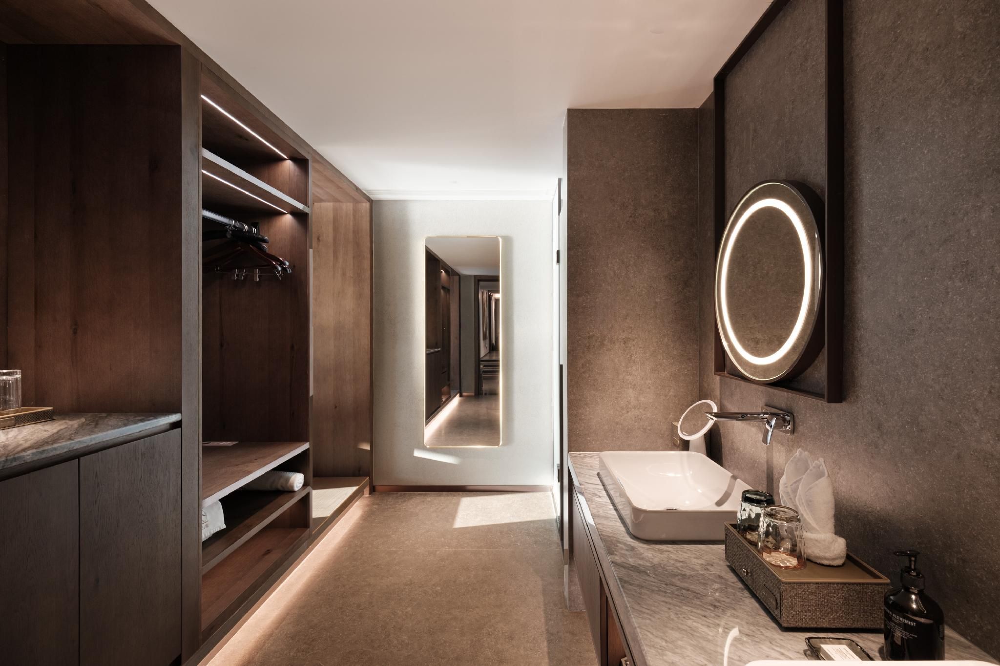 Business Suite
