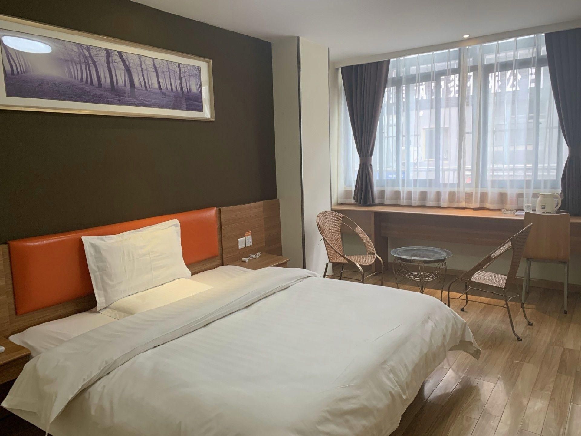 WH - Traditional Bed Room
