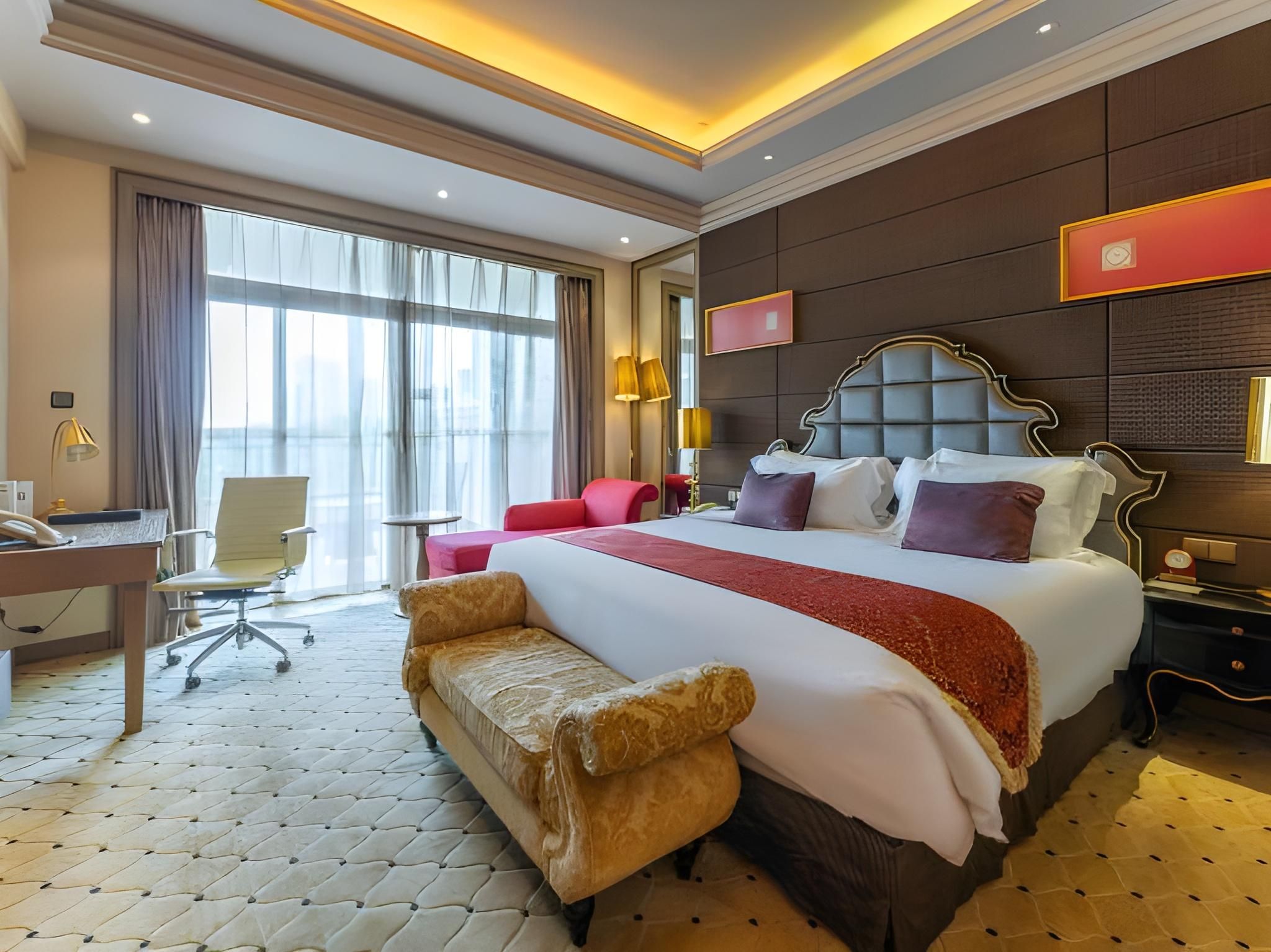 Superior Suite