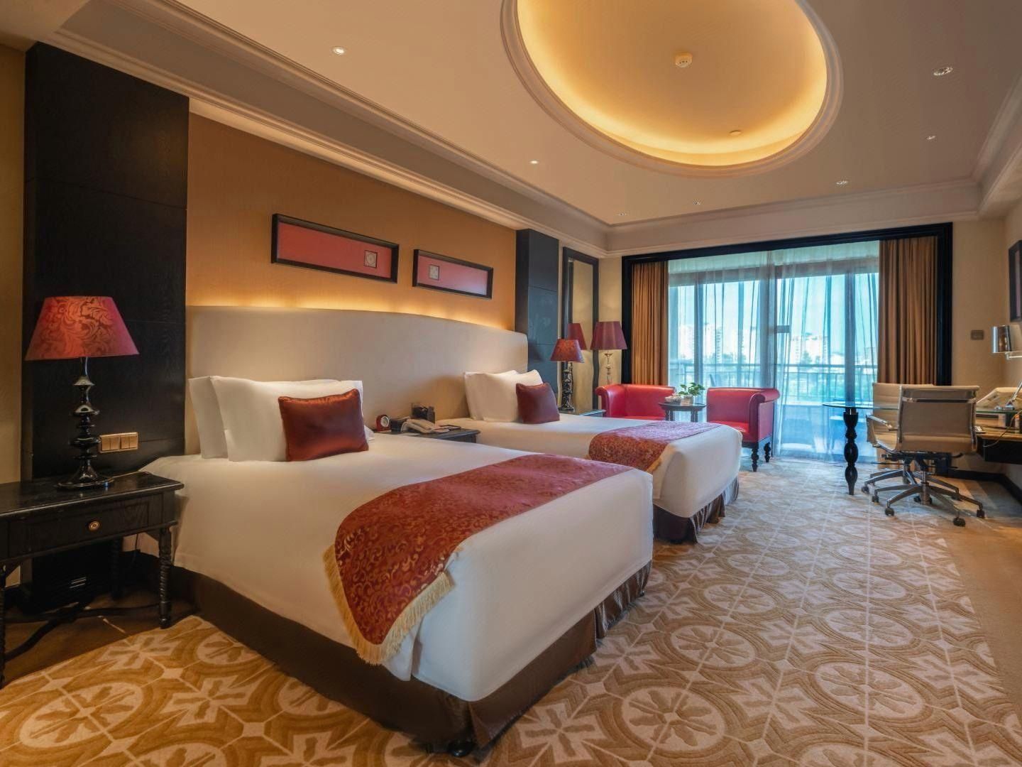 WH - Executive Twin With River View