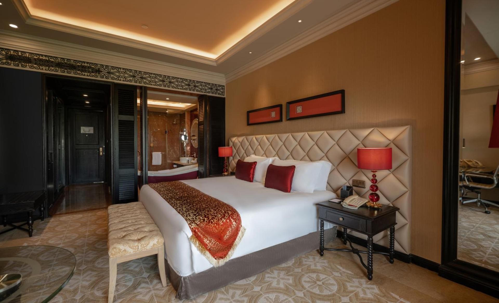 Large Double Room