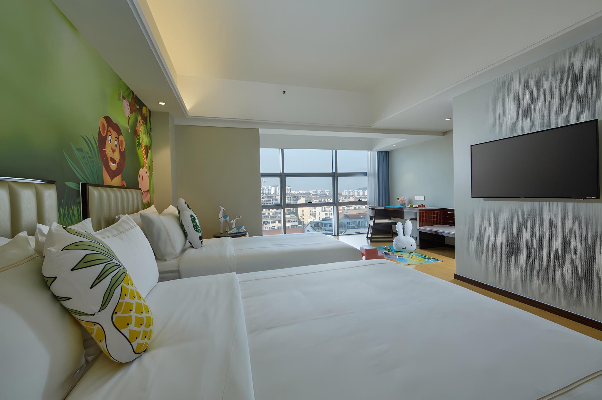 The Hotel V Zhenjiang Jingkou Family Room