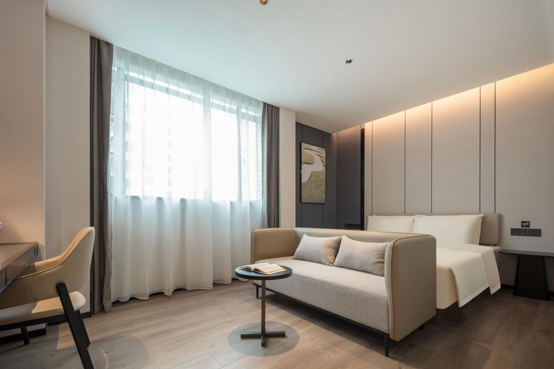 Atour - Elegant Room