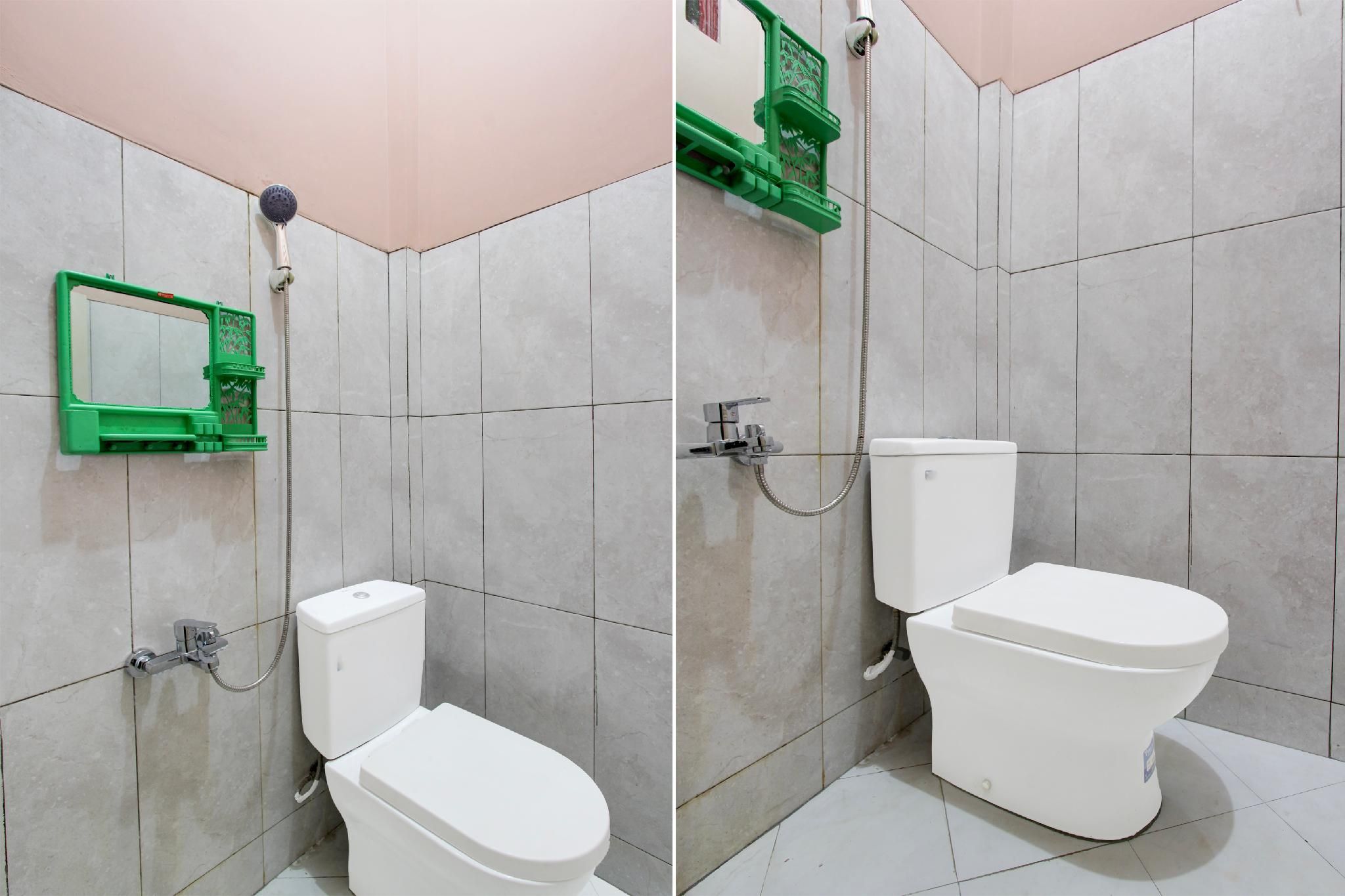 OYO 94707 Guesthouse Alun Alun Purwokerto Standard Double 2