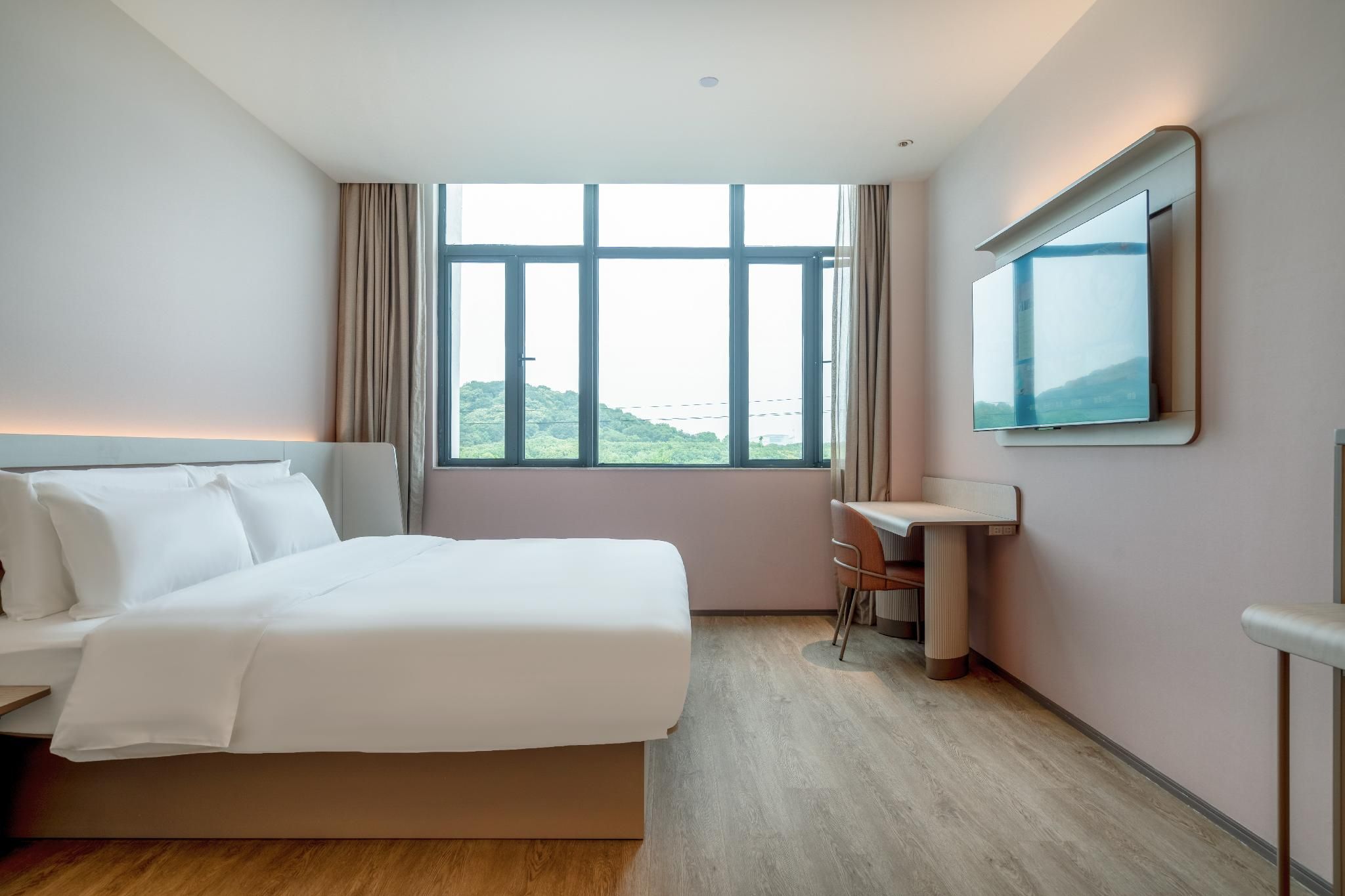 Huazhu - Superior BedRoom