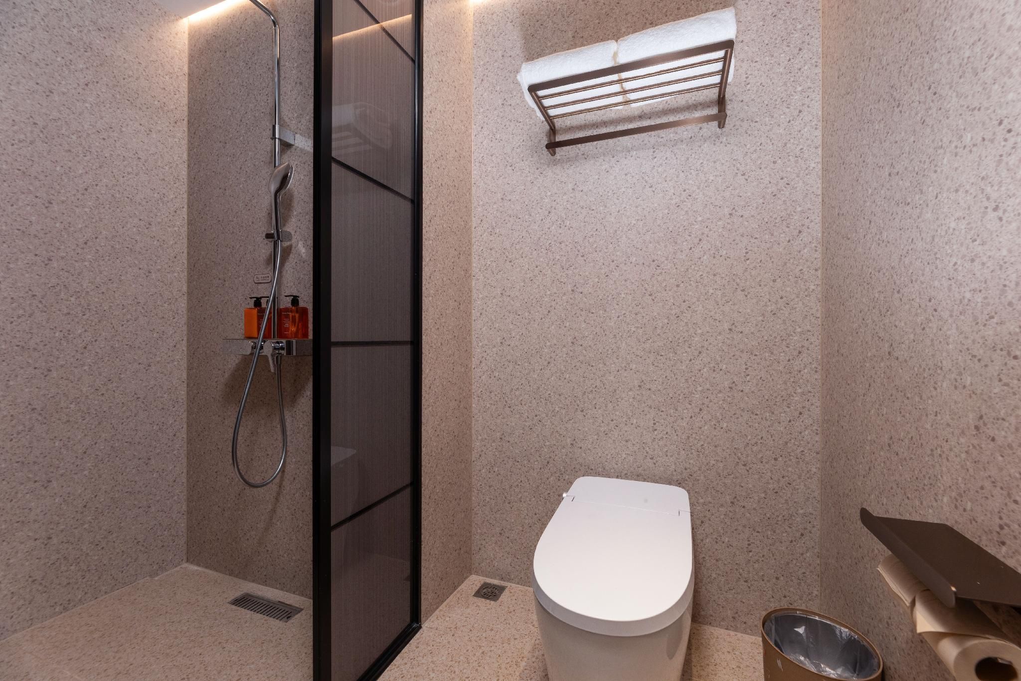 Huazhu - Business Twin Room
