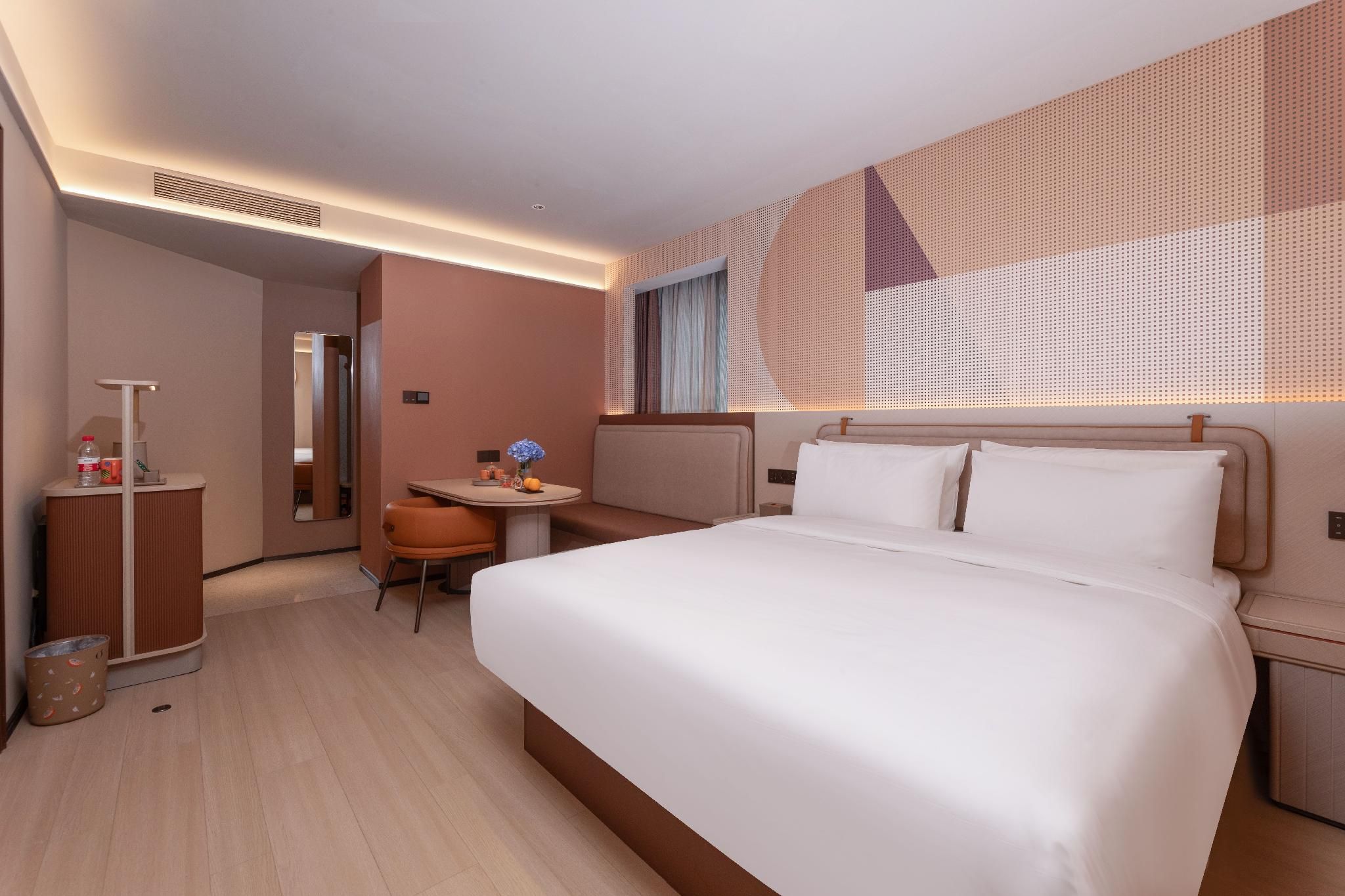 Huazhu - Superior BedRoom