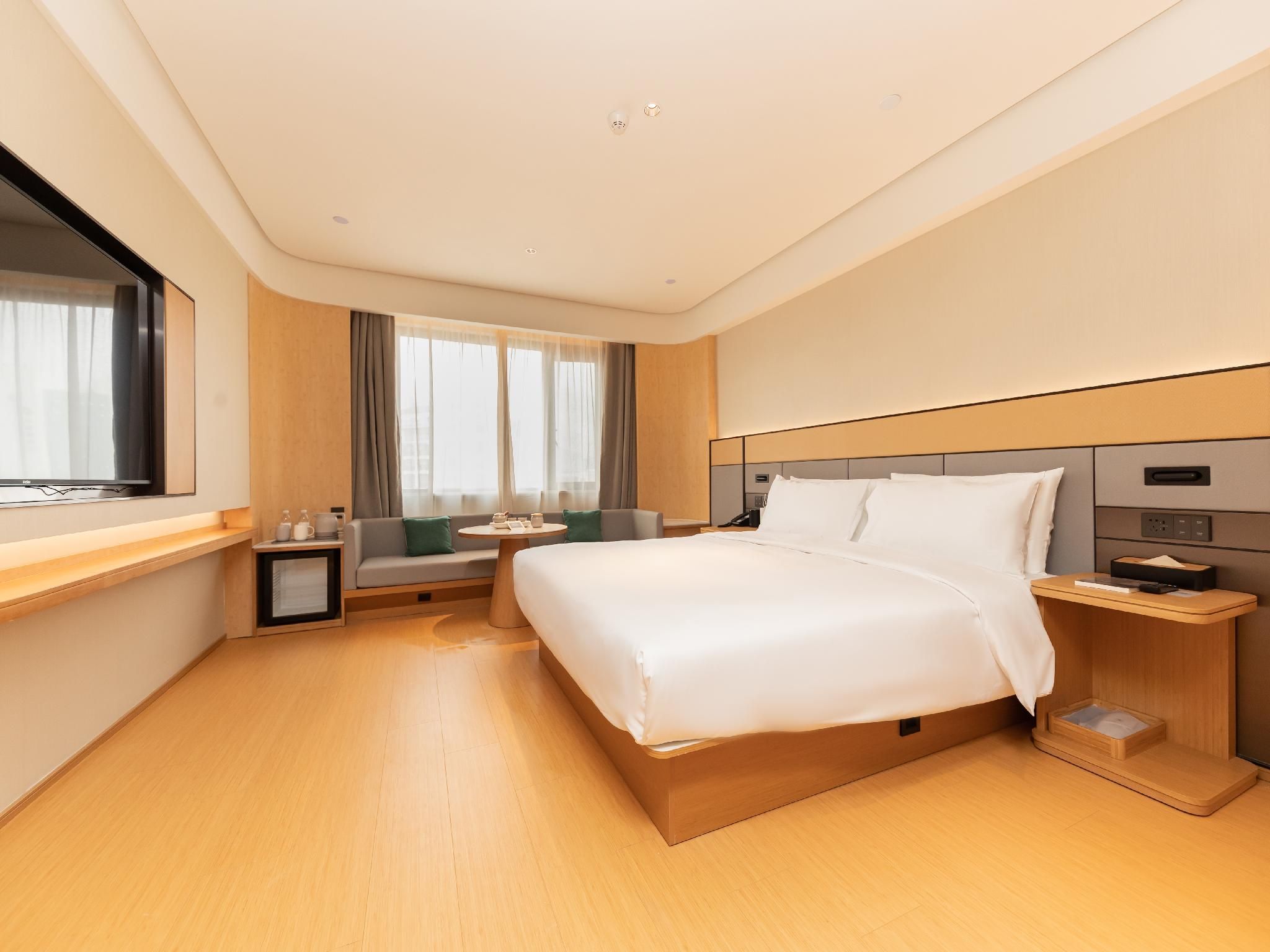 Huazhu - Superior BedRoom