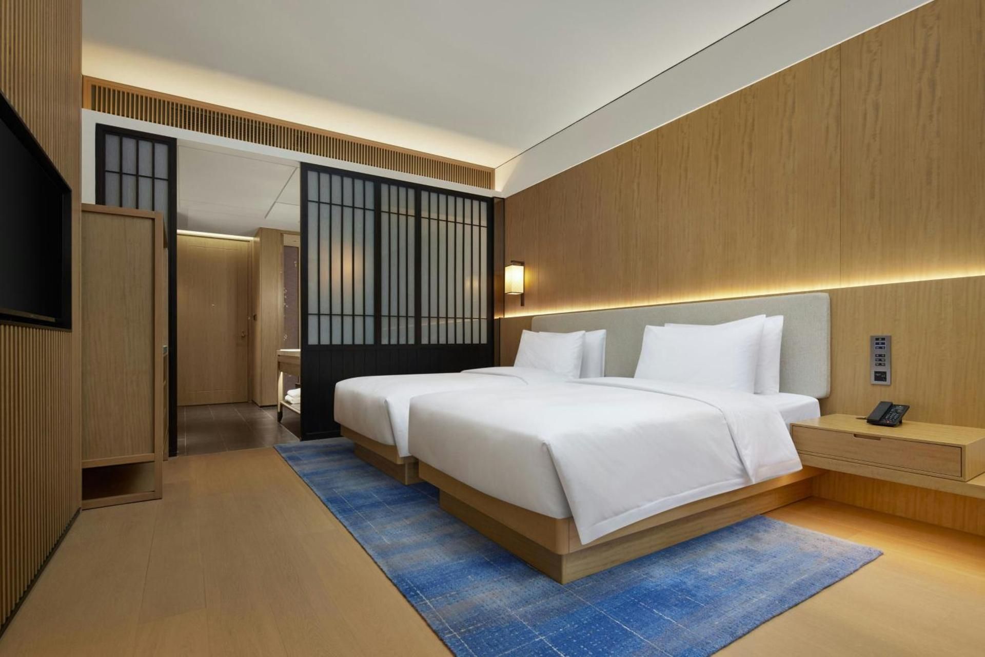 Twin Room with Two Twin Beds and Garden View