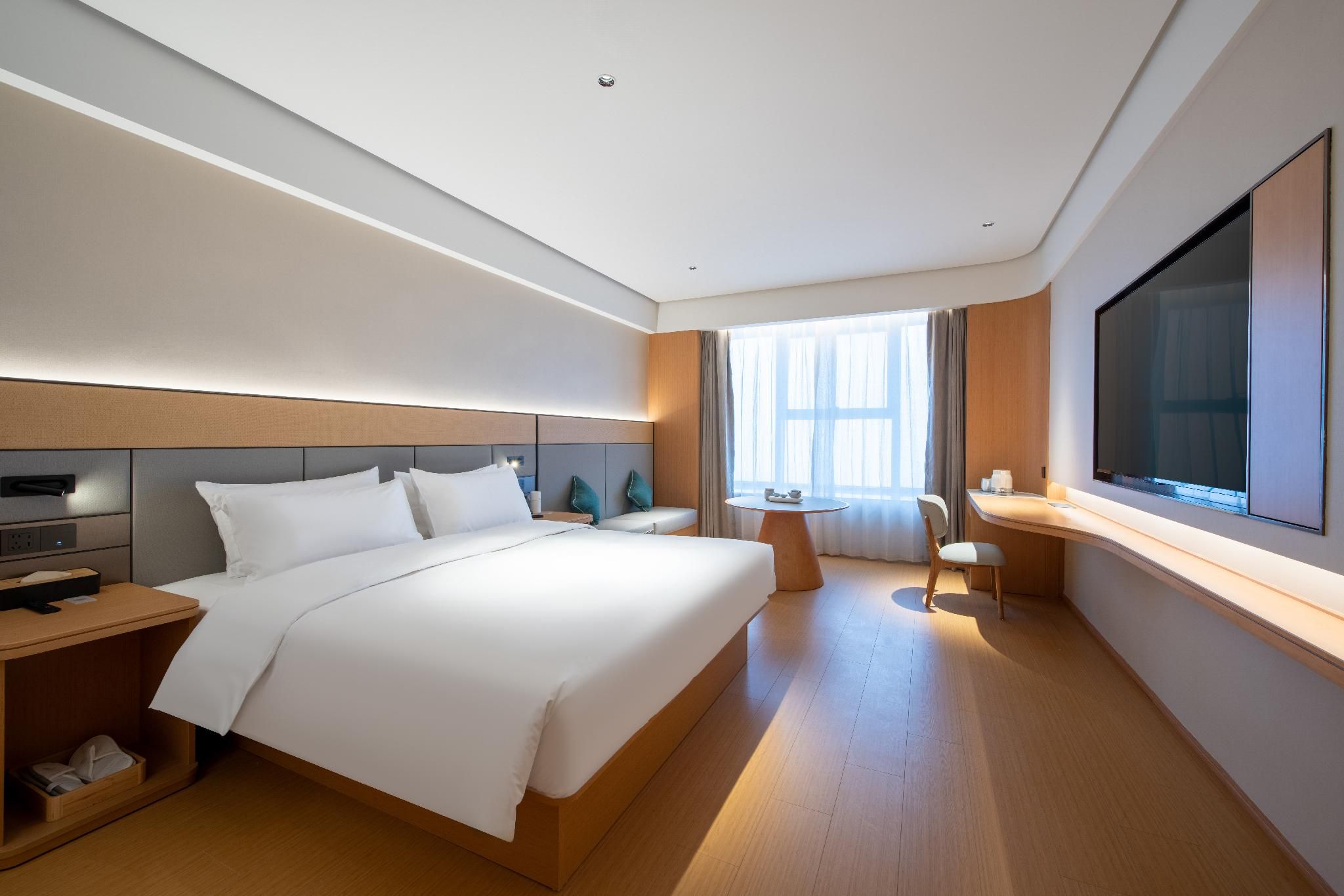 Huazhu - Superior BedRoom