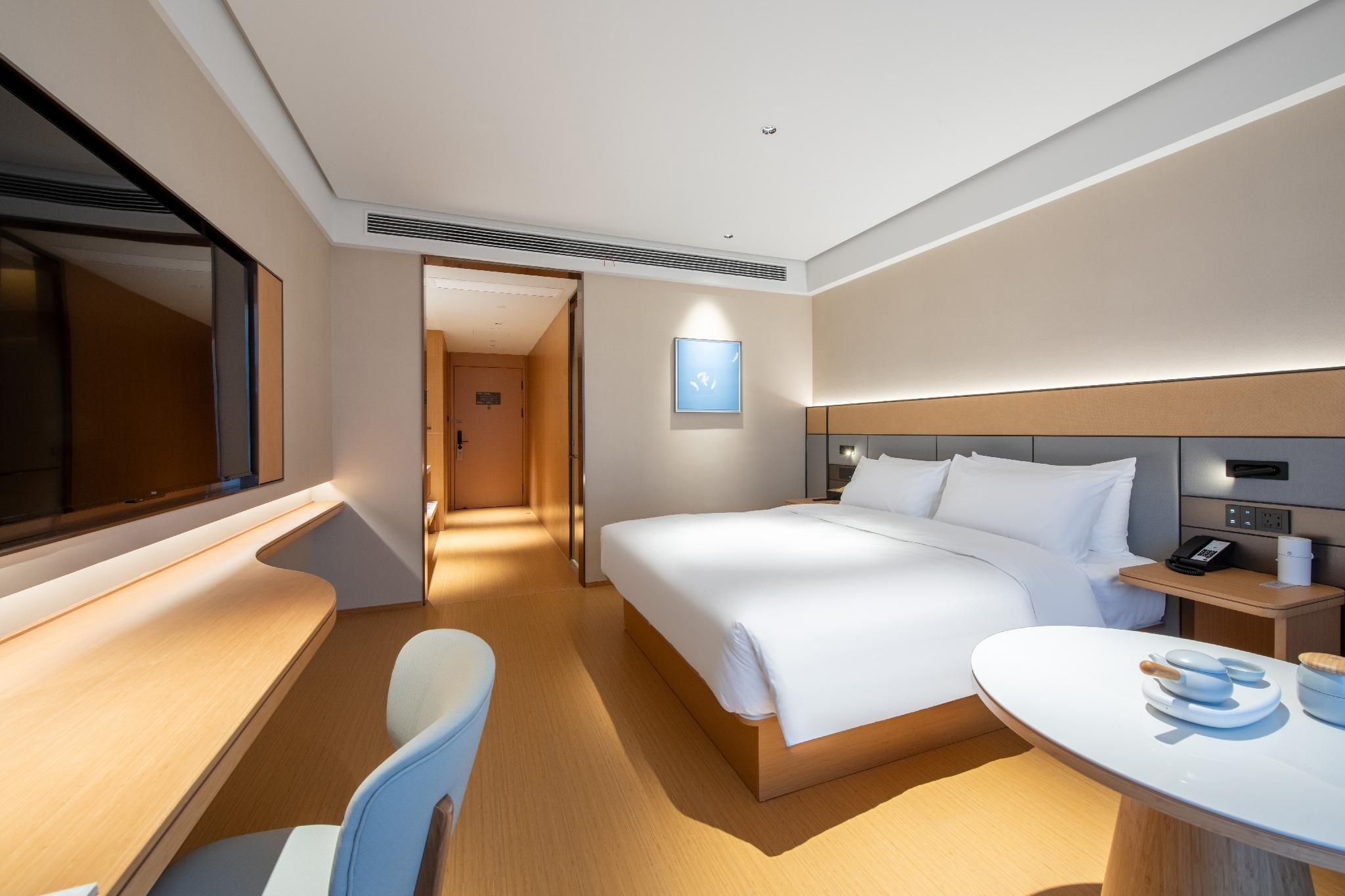 Huazhu - Room With Bed