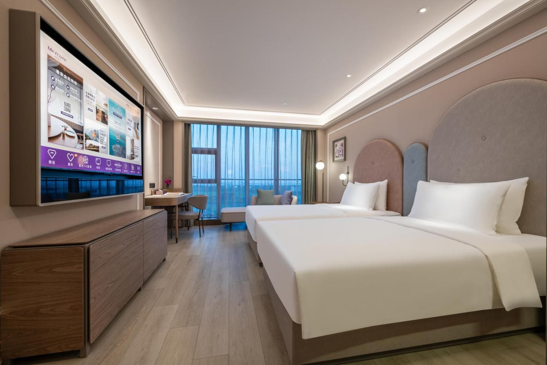 Deluxe Room with 2 Single Beds