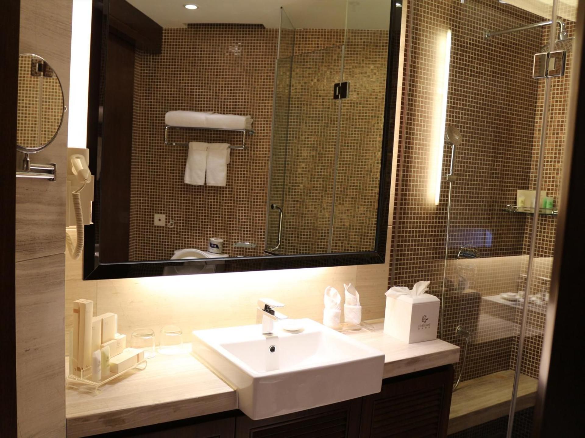Queen or Twin Room with Sea View