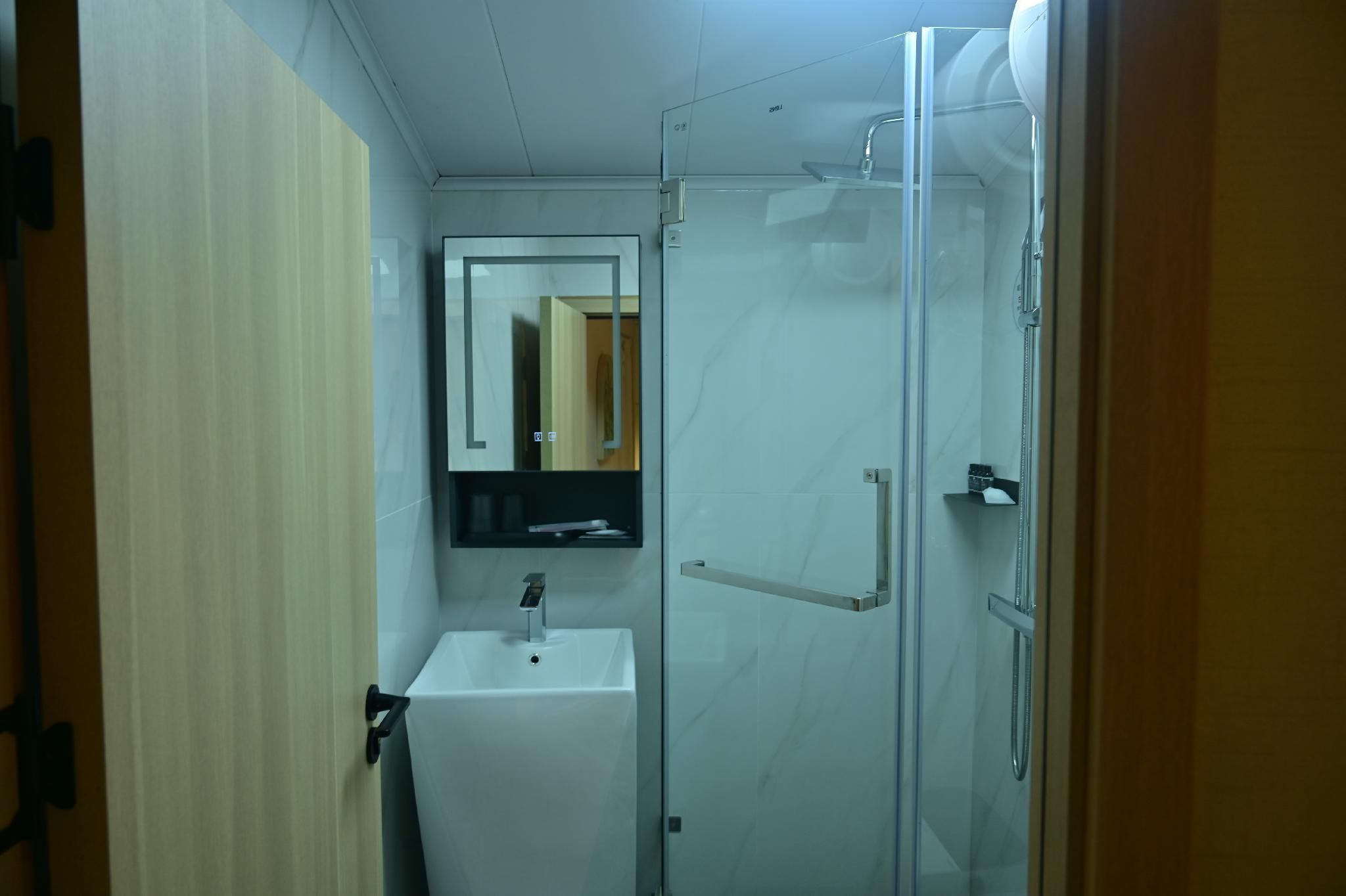 Tent Room
