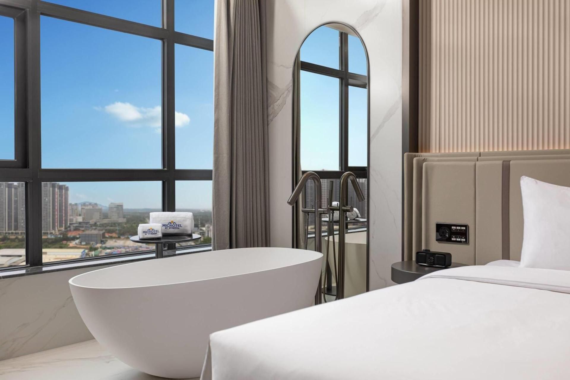 1 King Bed, Presidential Suite, Non smoking