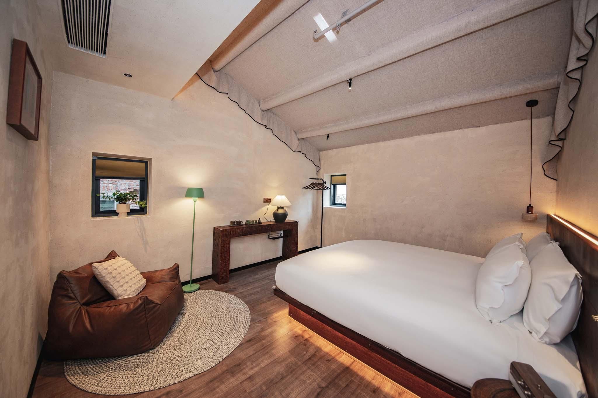 Grand Suite with Balcony