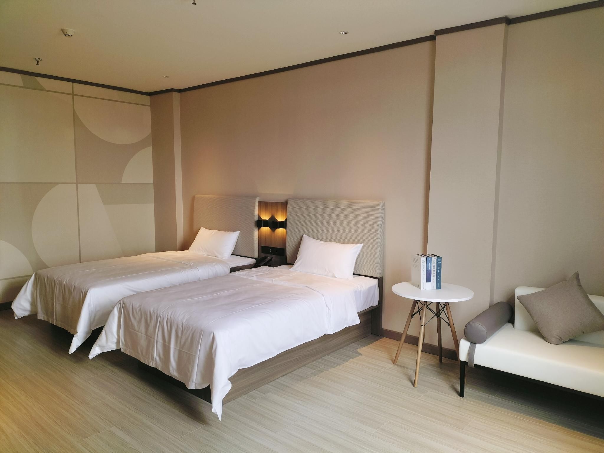 Huazhu - Twin Room